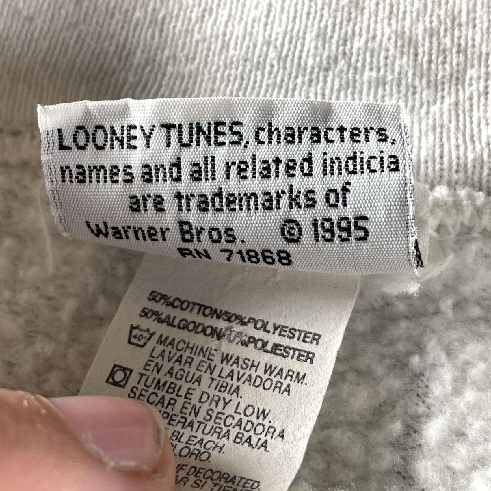 Vintage VINTAGE Taz Sweatshirt Men’s L White Pullover 1995 FREEZE Looney Tunes Lounge Lumberjack MENS Size US L / EU 52-54 / 3 - 5 Thumbnail