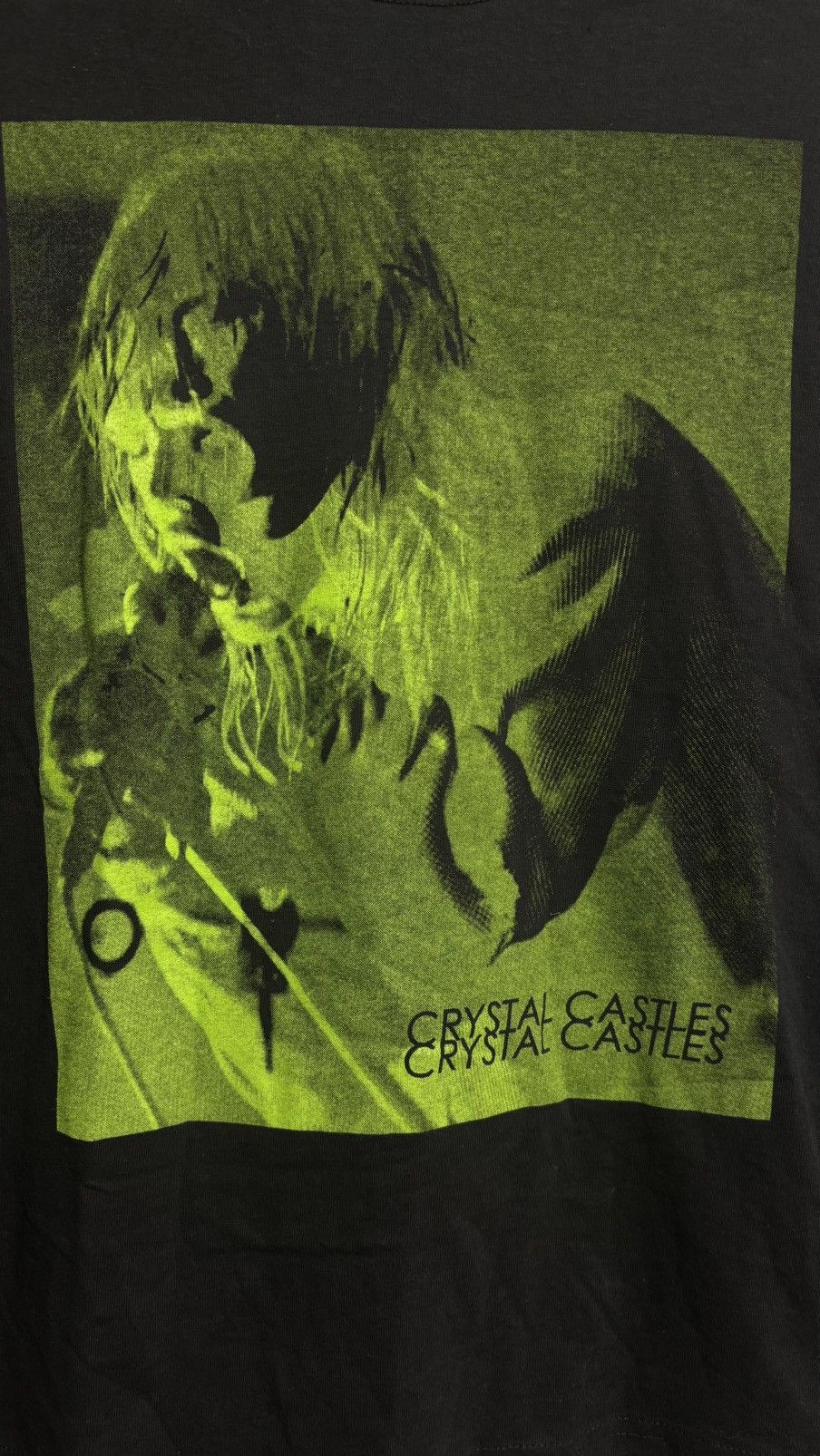 Band Tees Crystal Castles Edith Long Sleeve Size US M / EU 48-50 / 2 - 2 Thumbnail