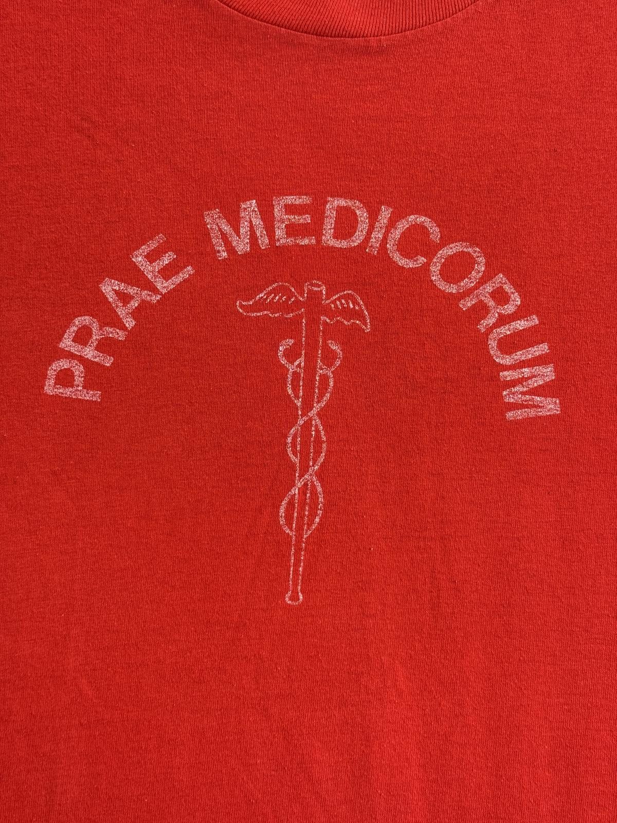 Other 70s Vintage Prae Medicorum Medical Symbol Premedical T-shirt Size US XL / EU 56 / 4 - 3 Thumbnail