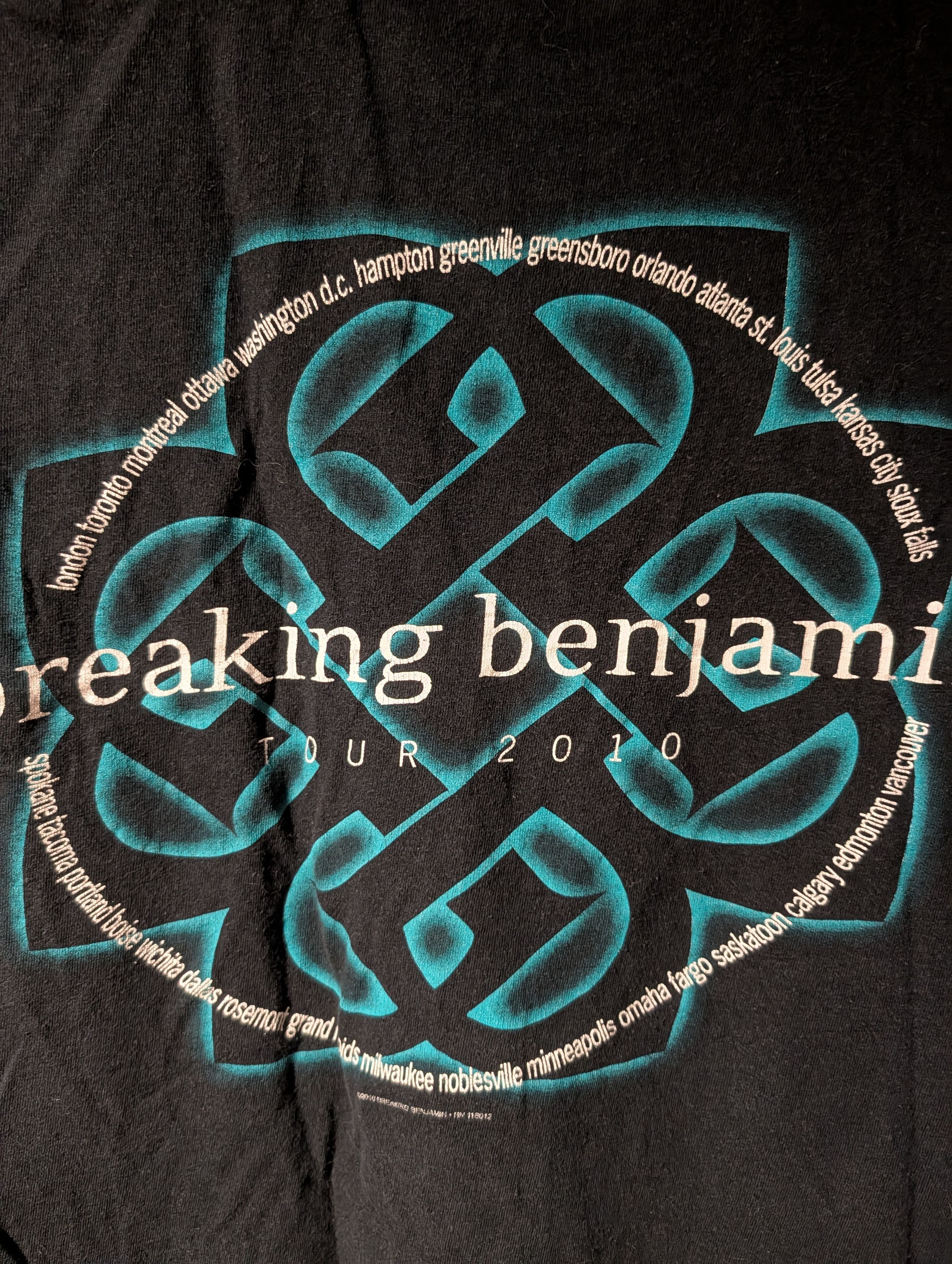 Band Tees VTG Breaking Benjamin T-Shirt Tour 2010 Dear Agony X-Ray M Size US M / EU 48-50 / 2 - 6 Thumbnail