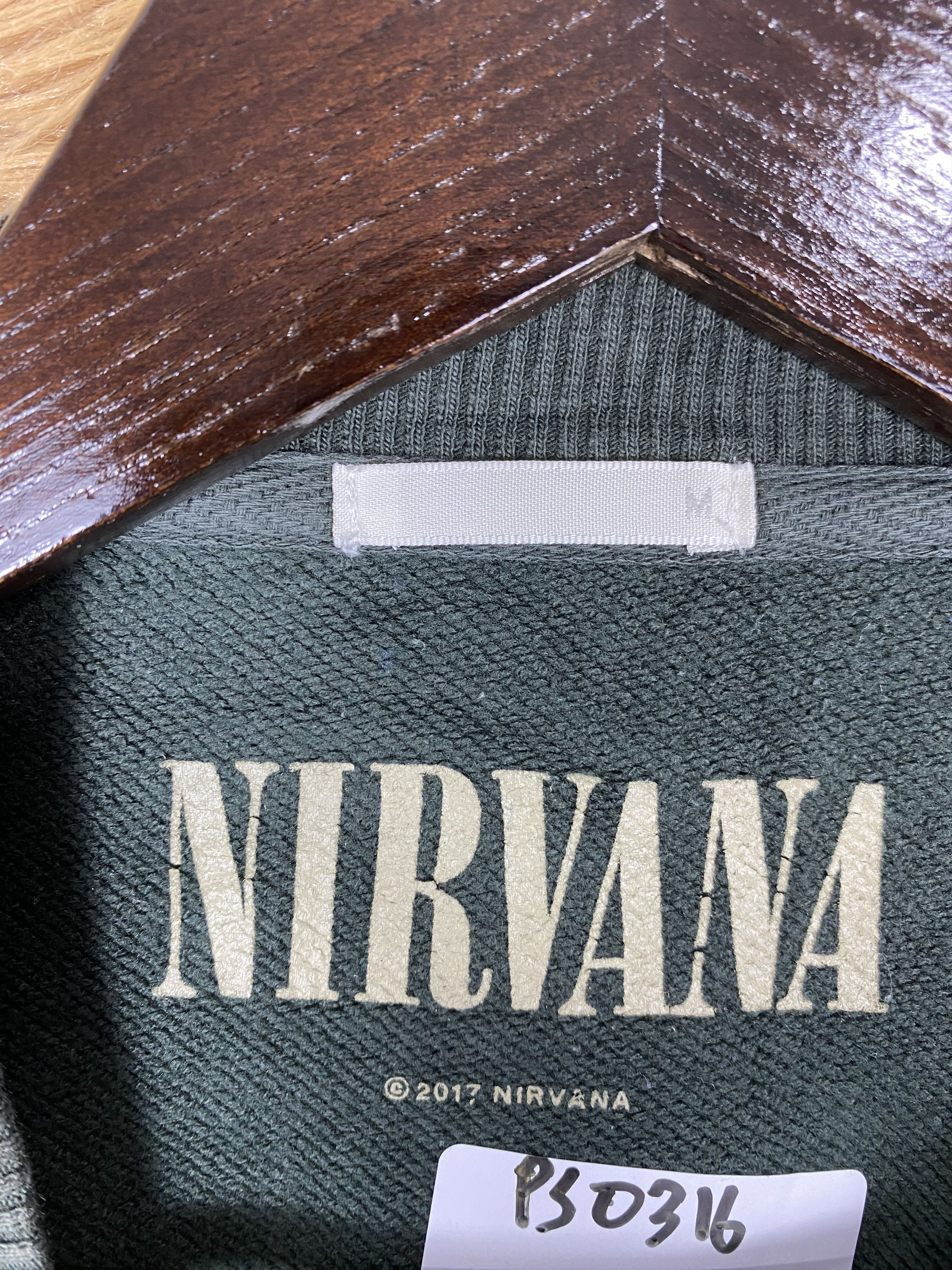 Nirvana Vintage Nirvana Band Tees Sweatshirts PS0316 Size US M / EU 48-50 / 2 - 8 Thumbnail
