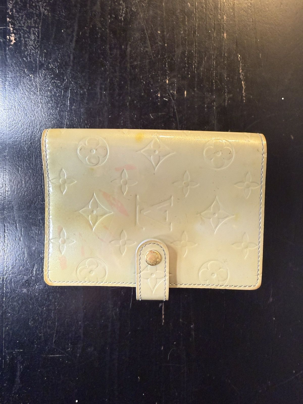 Louis Vuitton Vintage Louis Vuitton Passport Holder Size ONE SIZE - 4 Thumbnail