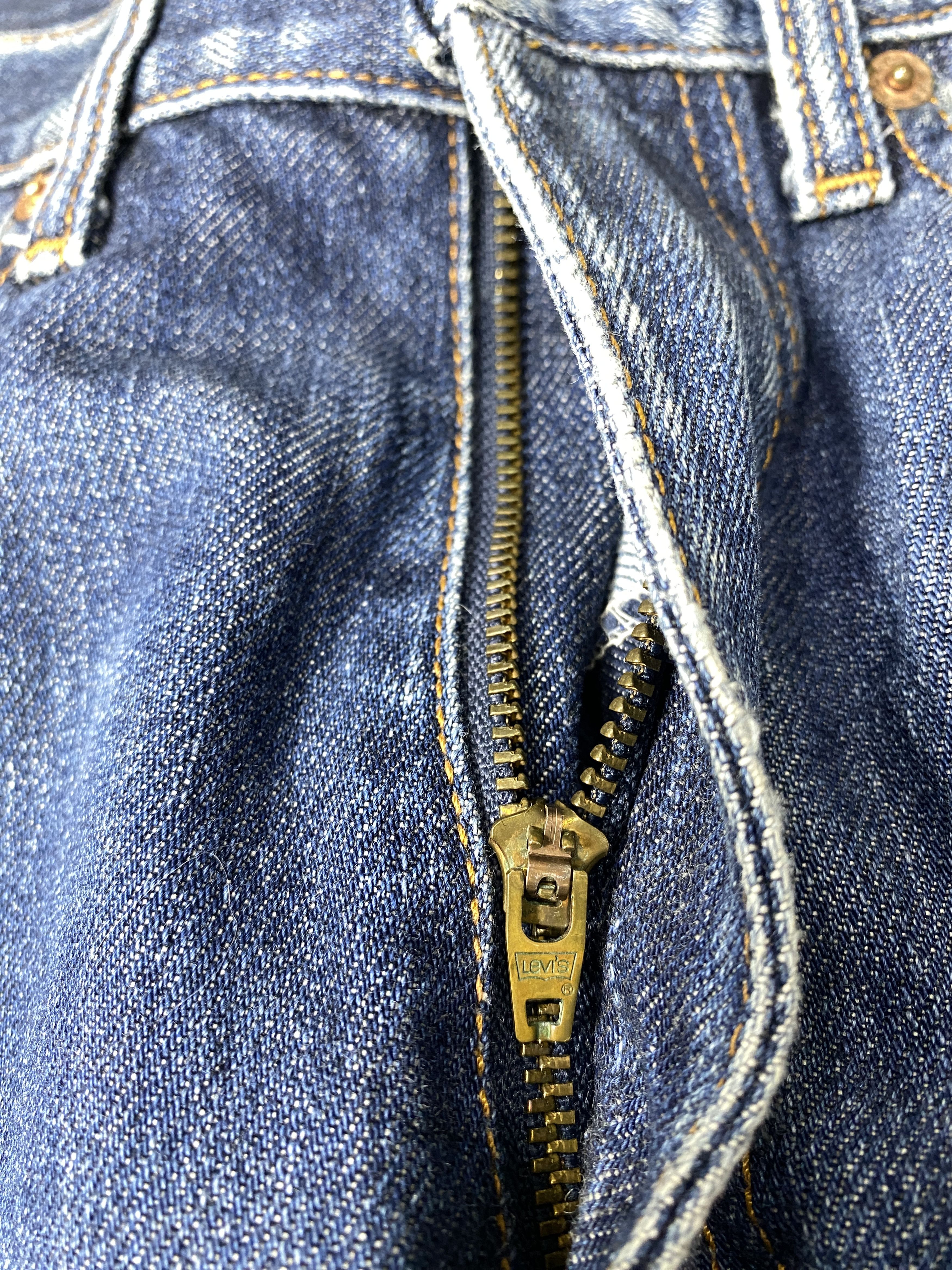 Levi's Vintage Levi's 512 Distressed Faded Blue Jeans CP0035 Size US 30 / EU 46 - 4 Thumbnail
