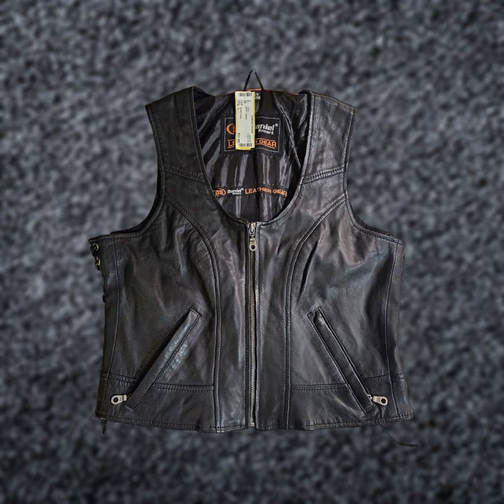 B Sides VINTAGE Daniel Smart Leather Biker Vest Black Full Zip Laced Sides Womens Size Large Size L / US 10 / IT 46 - 1 Thumbnail