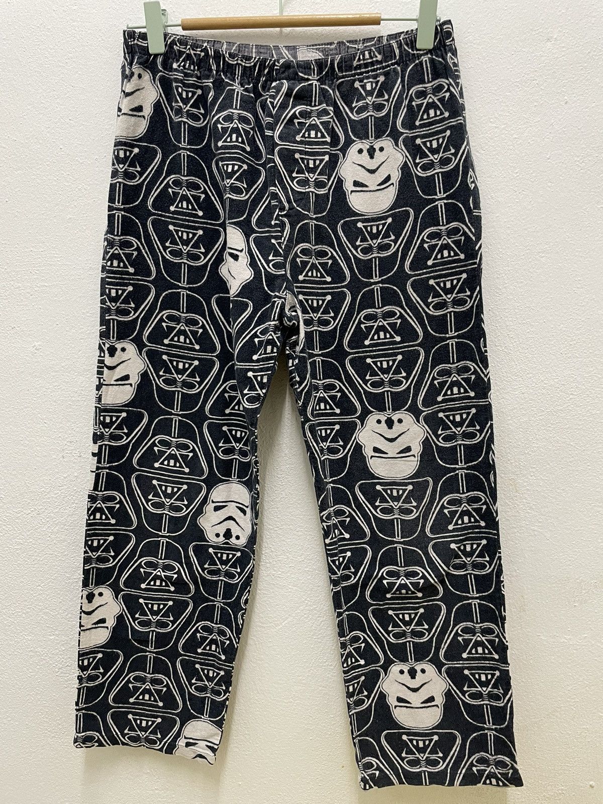 Star Wars × Vintage Star wars legging three quarter Full print boy size Size US 26 / EU 42 - 1 Thumbnail