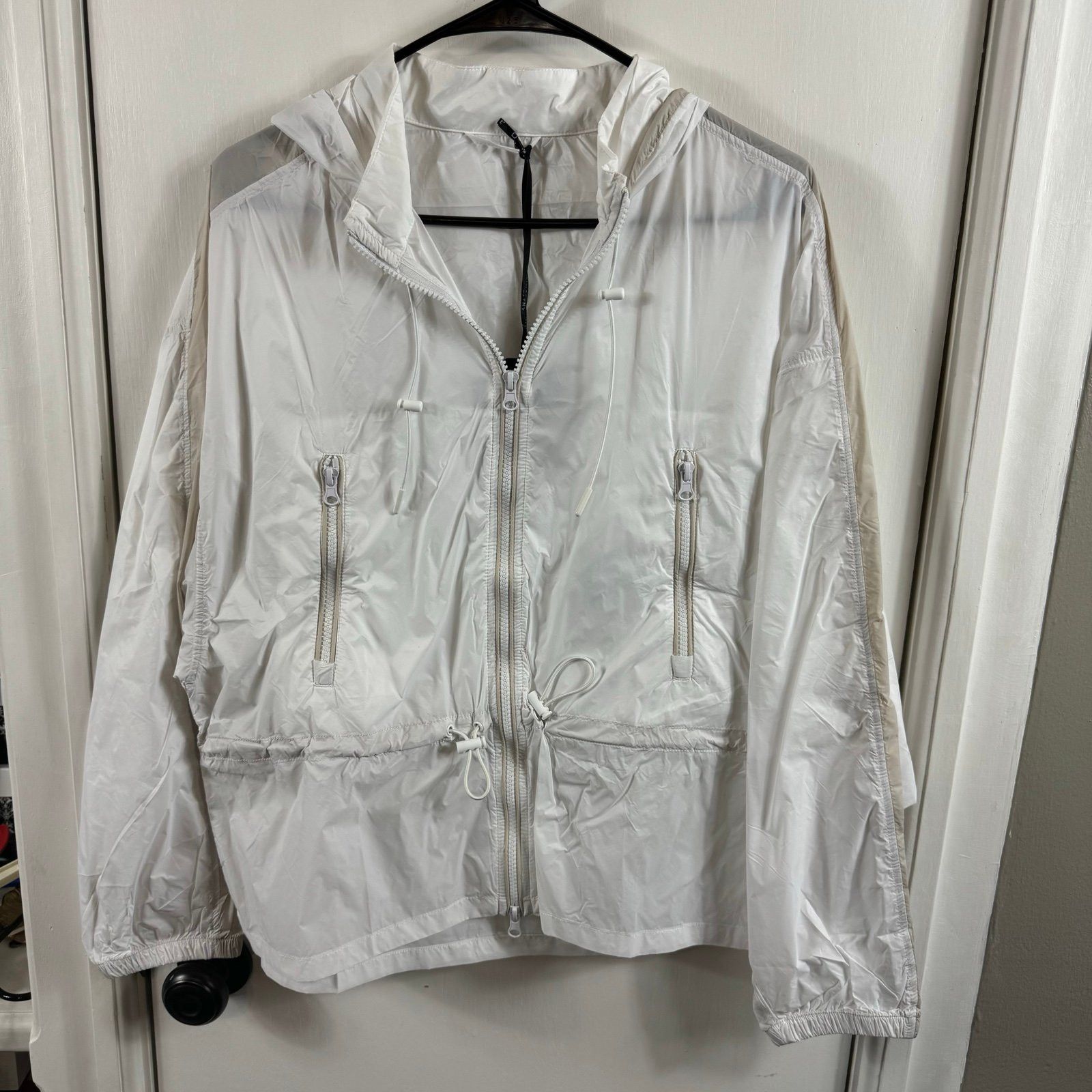 Anatomie ANATOMIE August nylon windbreaker stone/white. Size L Size L / US 10 / IT 46 - 3 Thumbnail
