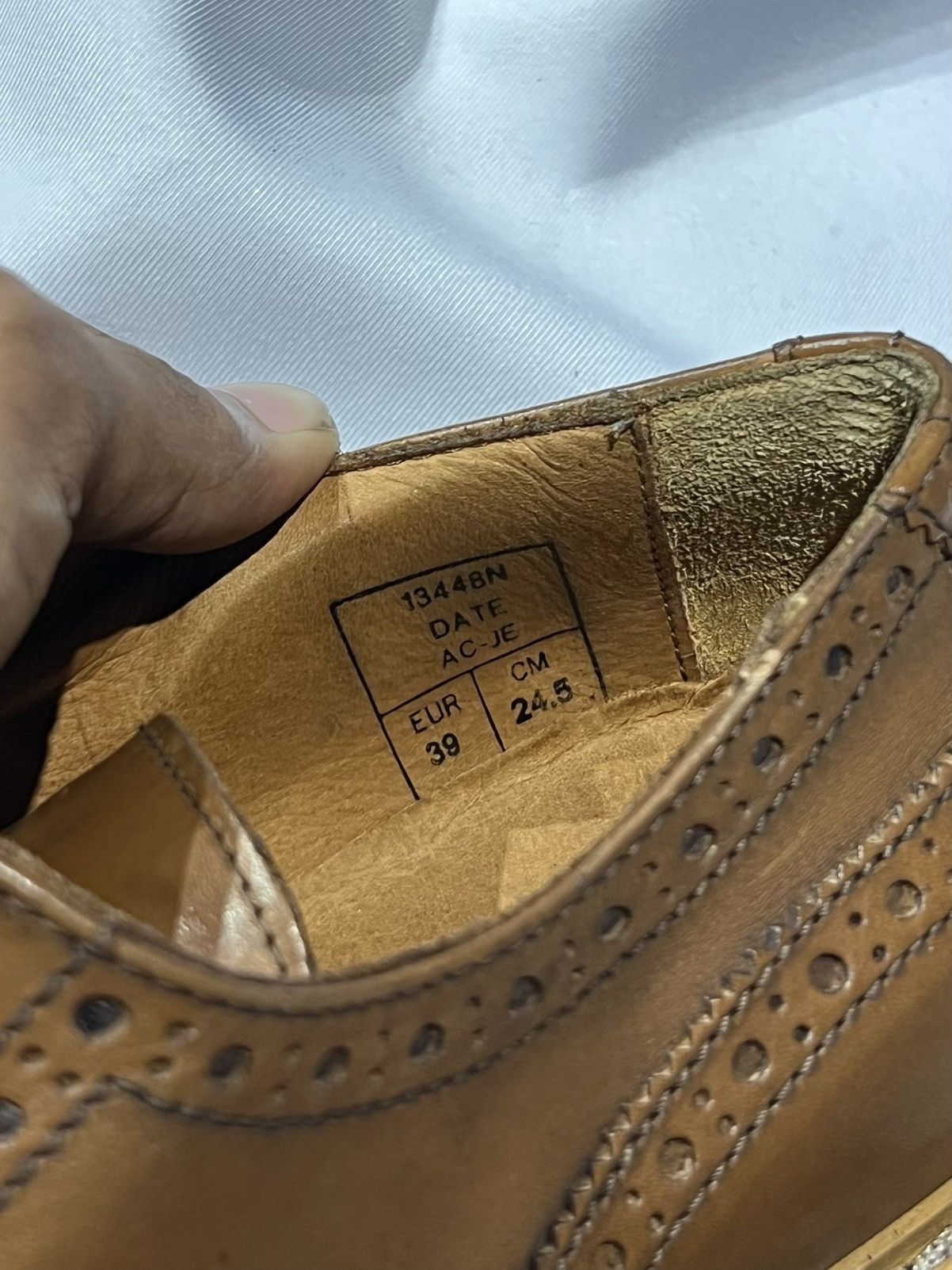 Vintage WINGTIP SHOES LEATHER MADE IN ROMANIA MISSING BRAND Size US 6 / EU 39 - 14 Thumbnail