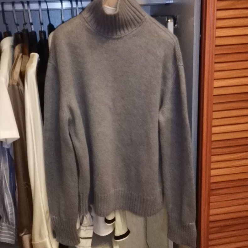 Loro Piana LORO PIANA Cashmere sweater Size XS / US 0-2 / IT 36-38 - 1 Thumbnail