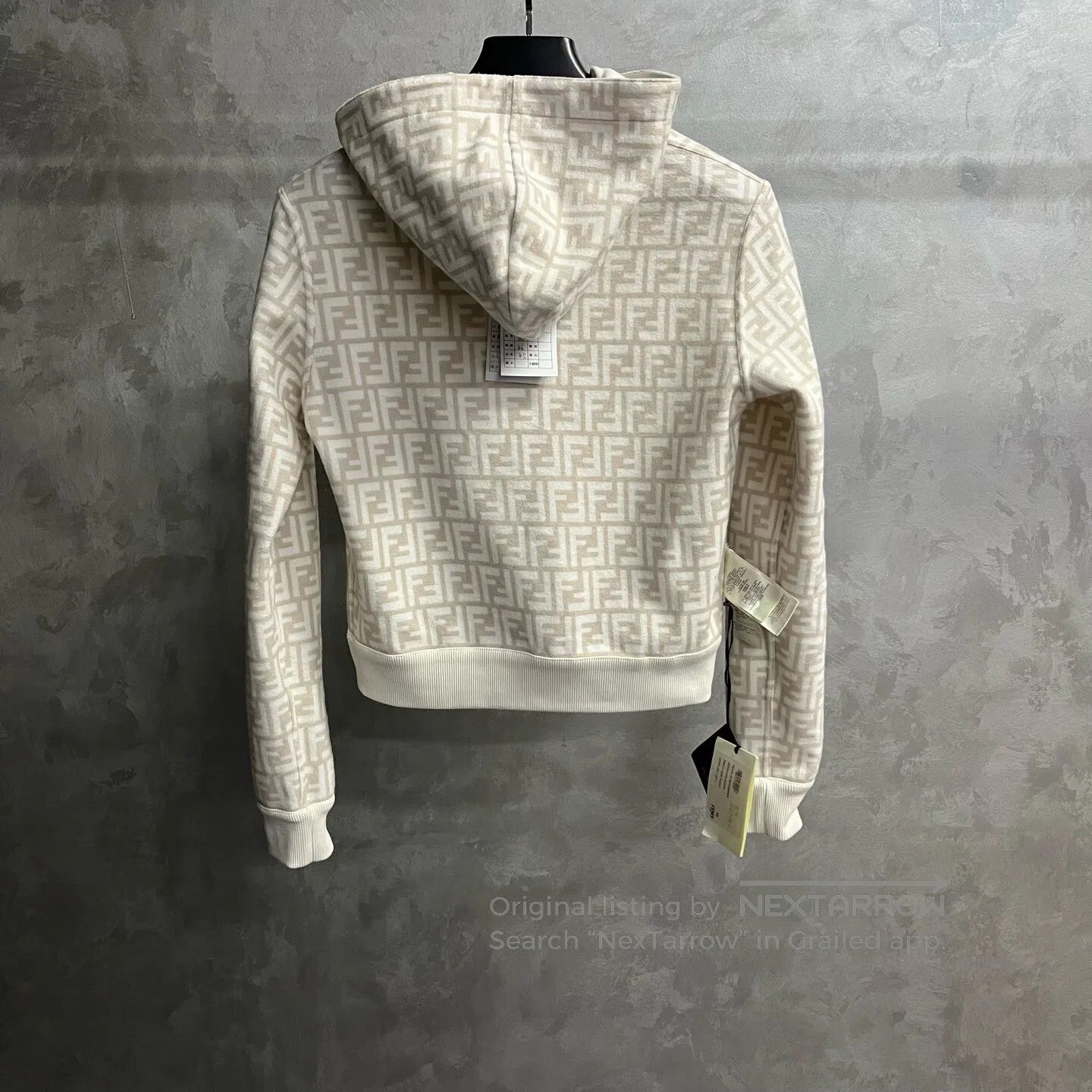 Fendi FENDI Logo-printed hooded casual hoodie| Size XS / US 0-2 / IT 36-38 - 2 Thumbnail