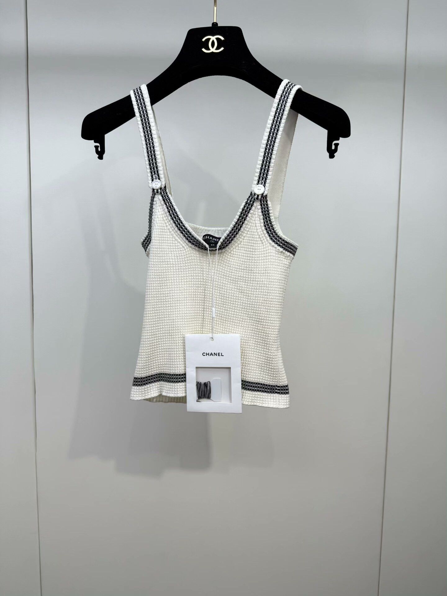 Chanel Chanel 22 Early Spring Knit Vest Size XXS / US 00 / IT 34 - 1 Thumbnail