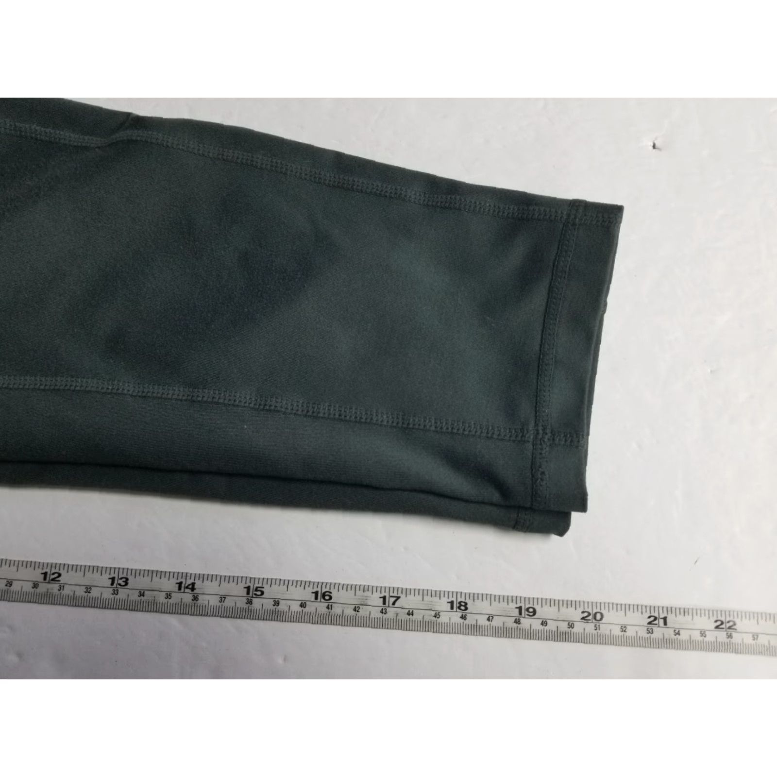 Vintage Z by Zella Leggings Women’s Small Ankle Green Pockets Athletic Stretch Quick Care Slim Skinny CrossFit Yoga Running Size 28" / US 6 / IT 42 - 5 Thumbnail