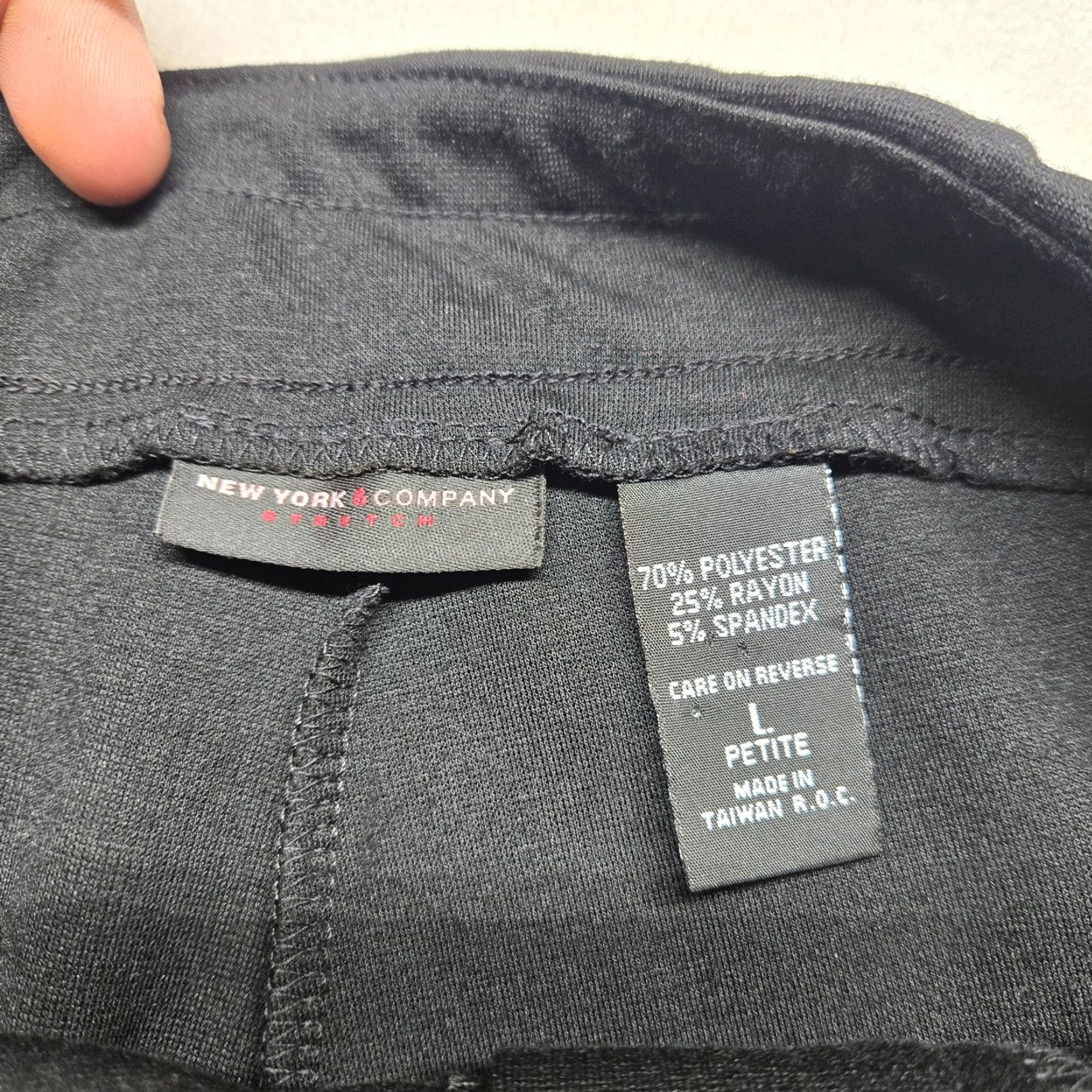Vintage New York & Company Pants Black Elastic Waist Adult Women PL Petite Large Knit Flat Front Straight Inseam 29 in Dress Pants Size 36" / US 14 / IT 50 - 3 Thumbnail