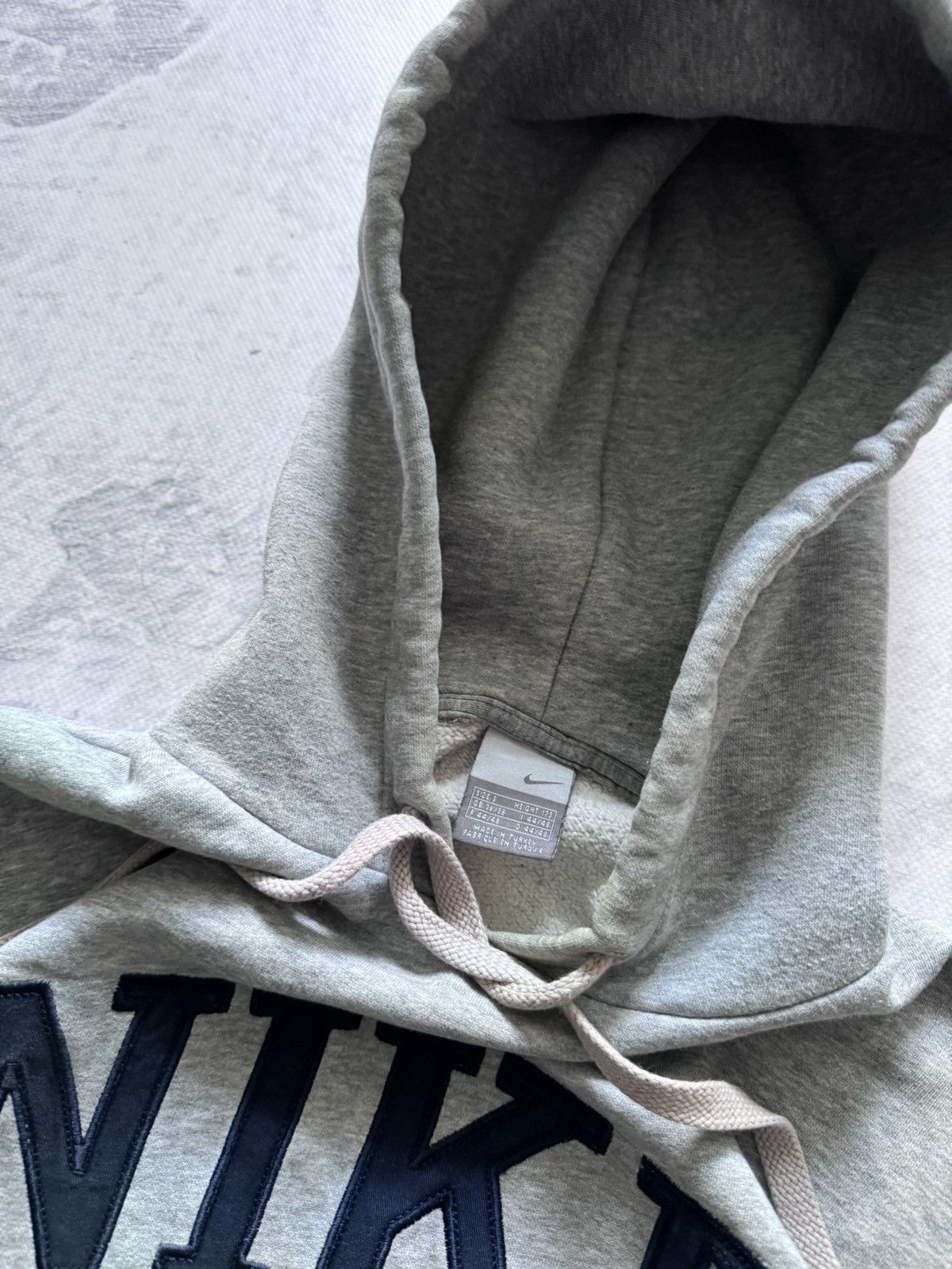 Nike × Vintage 00s Nike Vintage Center Big Logo Boxy Fit Hoodie Size US M / EU 48-50 / 2 - 3 Thumbnail