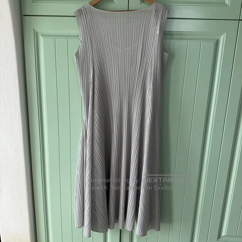Issey Miyake Issey Miyake Gray Pleated Dress Size L / US 10 / IT 46 - 2 Thumbnail