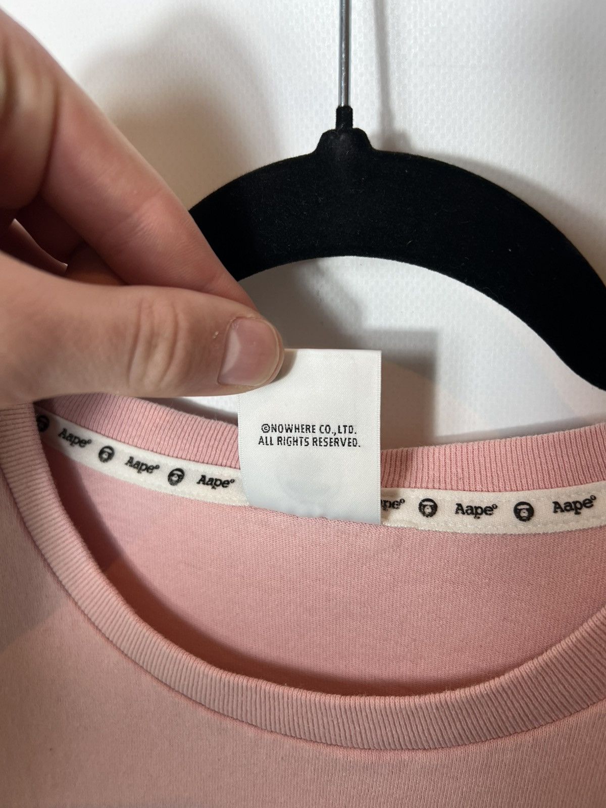 Aape Vintage streetwear y2k A bathing ape bape pink T-shirt Size US L / EU 52-54 / 3 - 7 Thumbnail