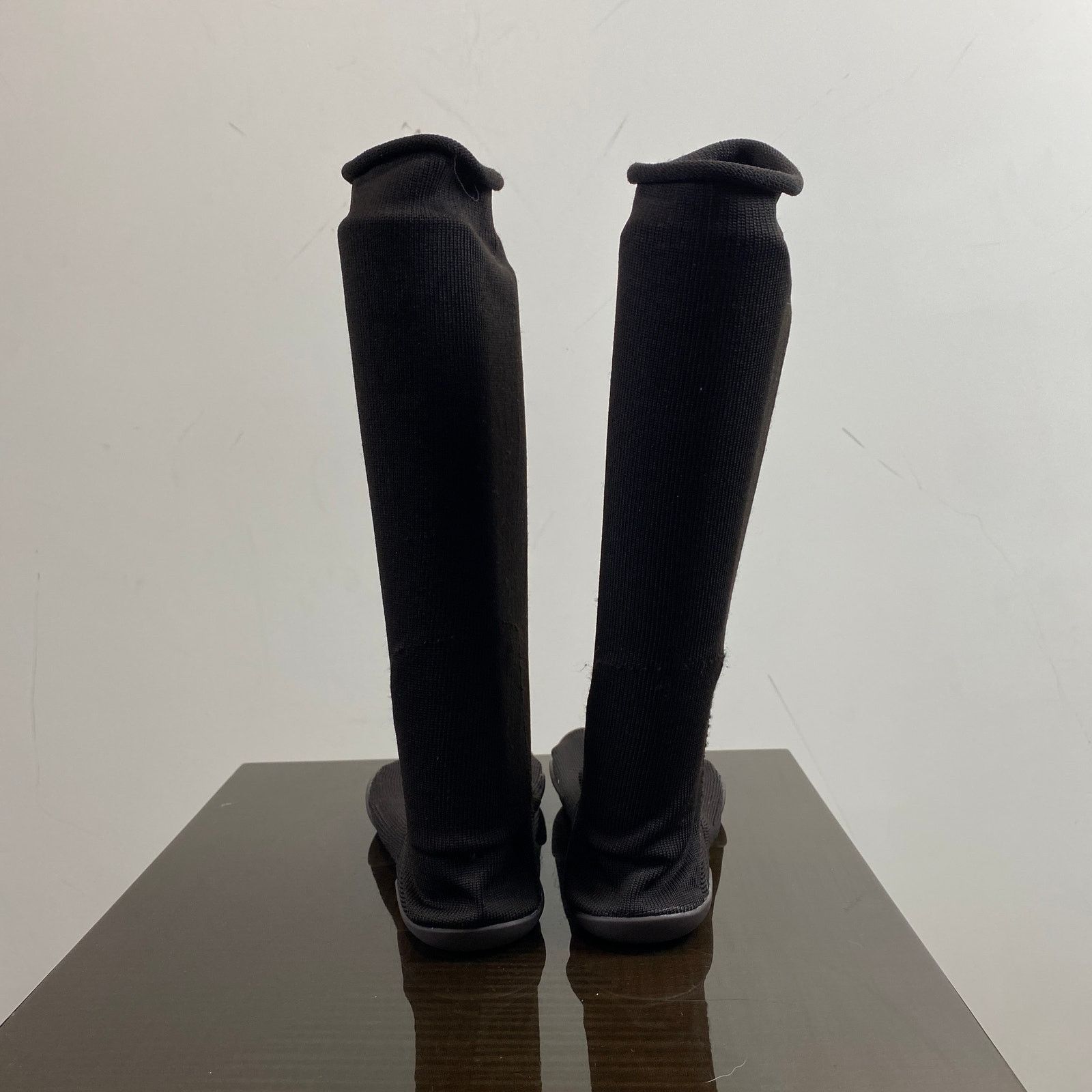 Kanye West × Yeezy Yeezy Yzy Pods Sock Shoes Size 1 (US M 4-7) Size US 7 / EU 40 - 3 Thumbnail