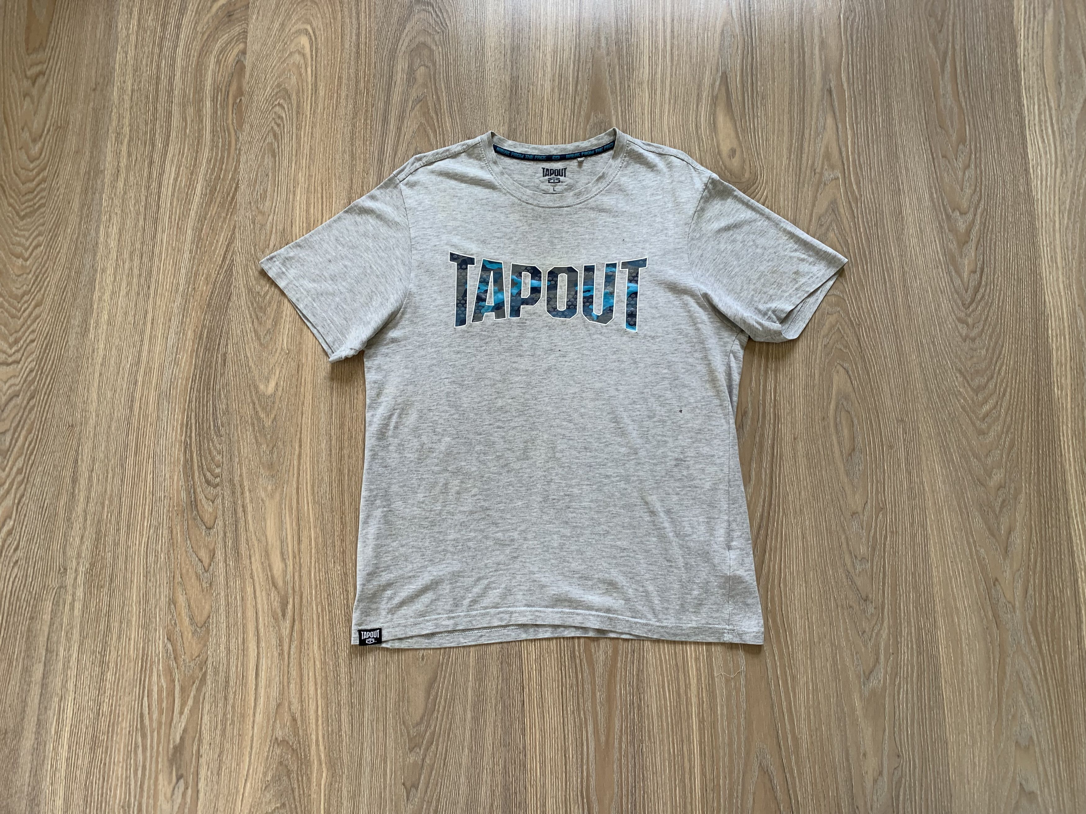 Tapout × Vintage Tapout Logo Grey T Shirt Size US L / EU 52-54 / 3 - 1 Thumbnail