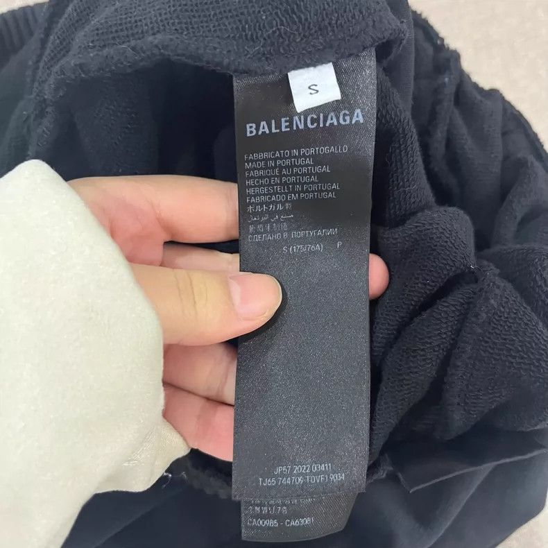 Balenciaga Balenciaga size s Black embroidered logo sweatpants 2505-N Size US 28 / EU 44 - 3 Thumbnail