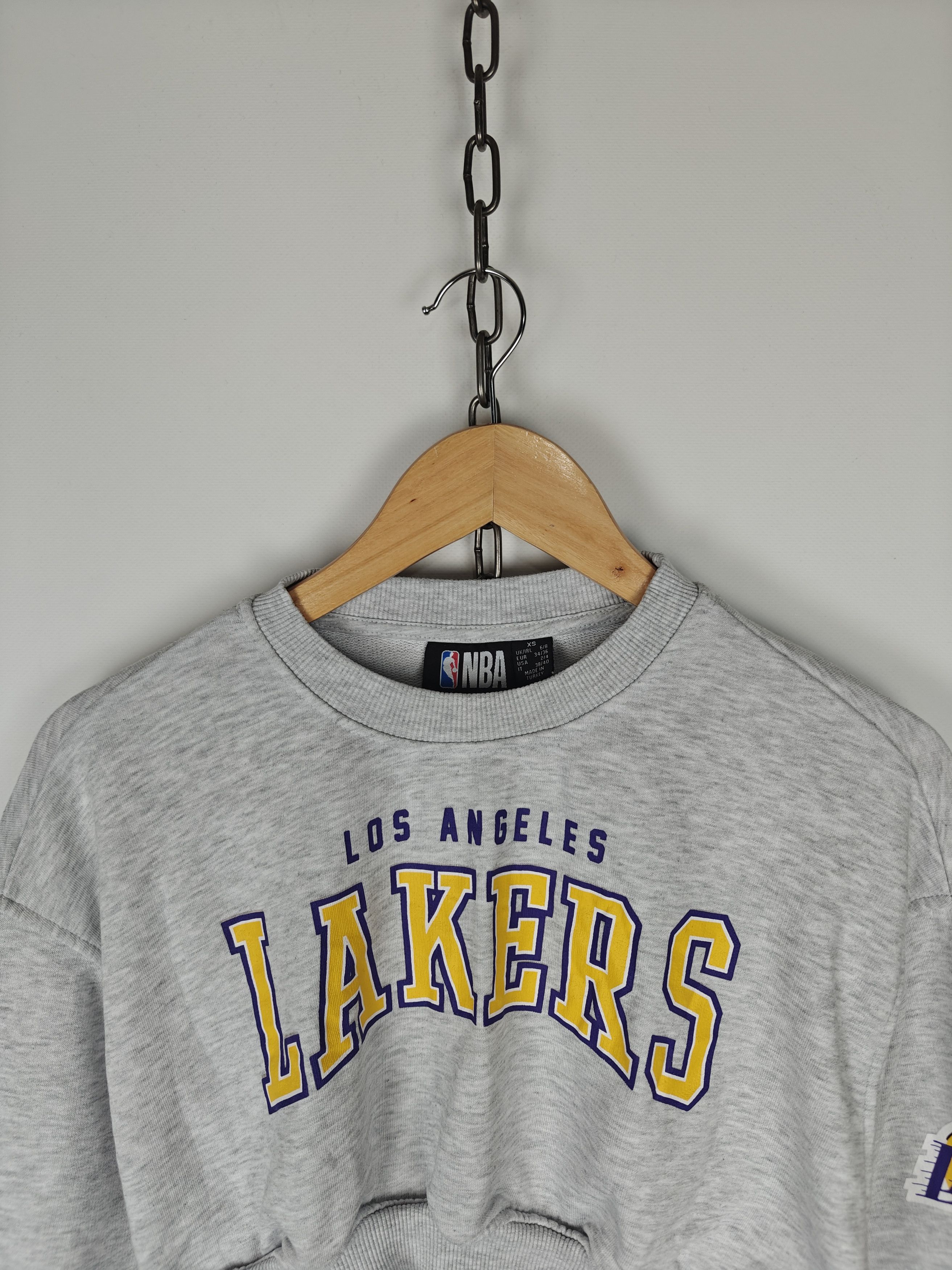 NBA NBA Lakers Crop Top Sweatshirt Crewneck Gray Logo XS Size XS / US 0-2 / IT 36-38 - 2 Thumbnail