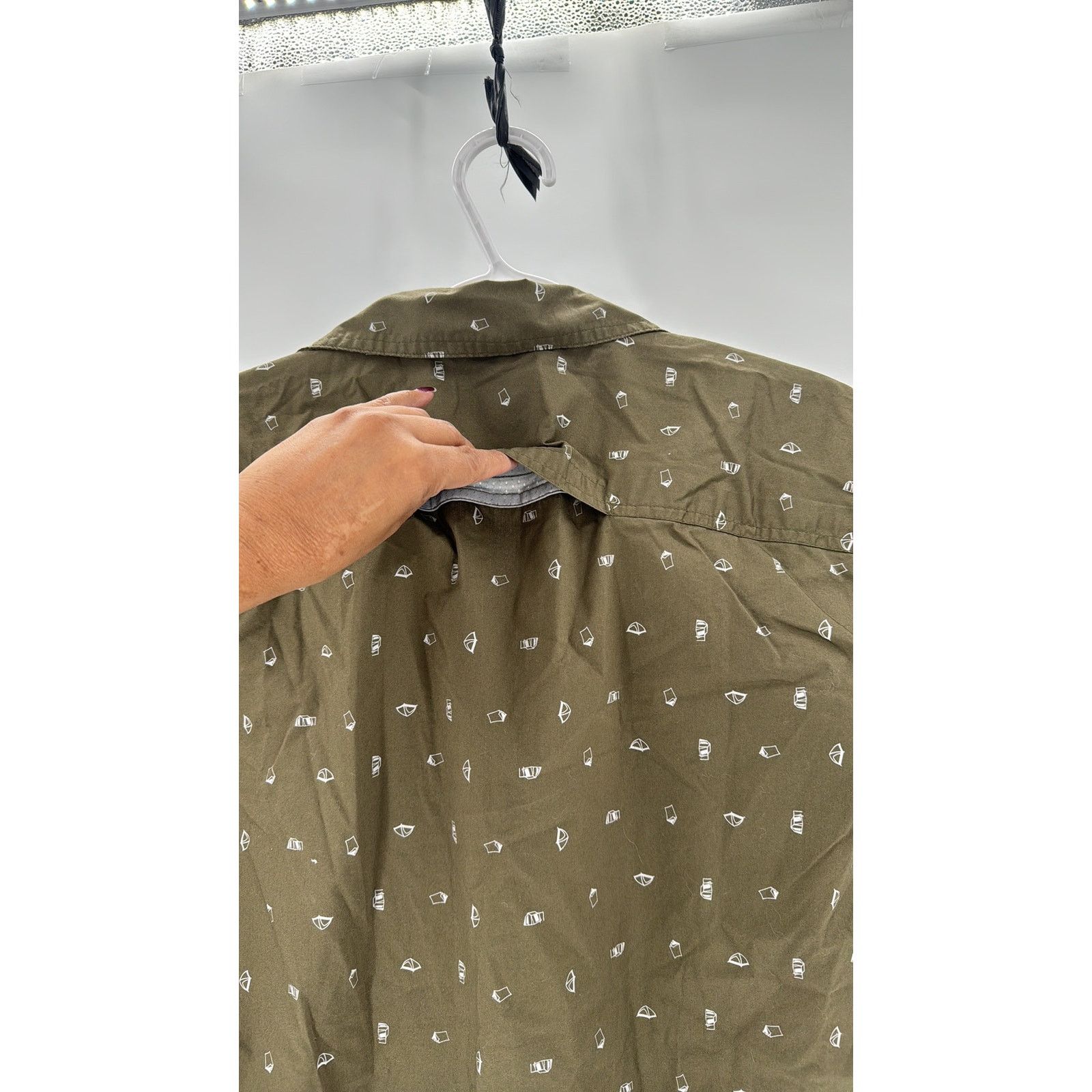 Wrangler Wrangler men’s camping novelty print olive green button down Size US M / EU 48-50 / 2 - 6 Thumbnail
