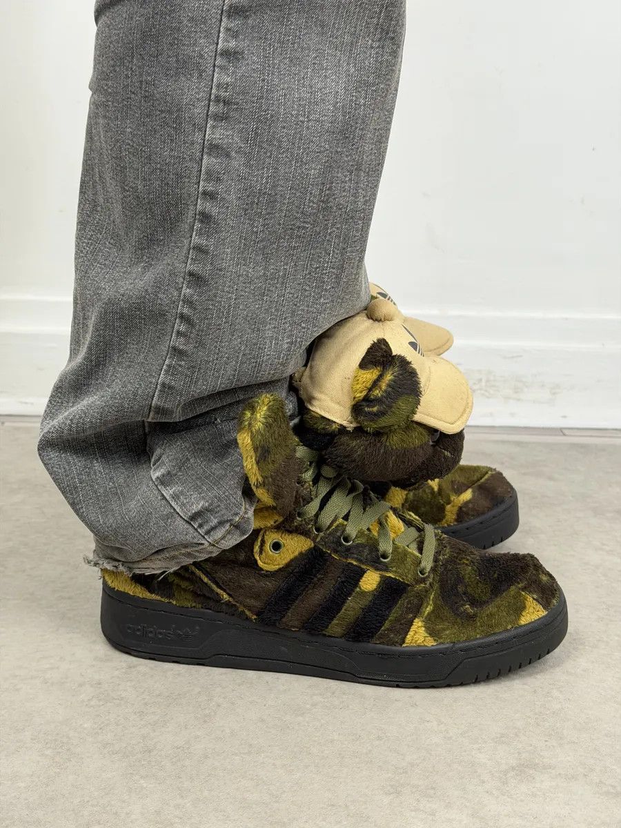 Adidas FW2013 Adidas x Jeremy Scott Khaki Plush Camo Bear Sneakers Size US 9 / EU 42 - 4 Thumbnail