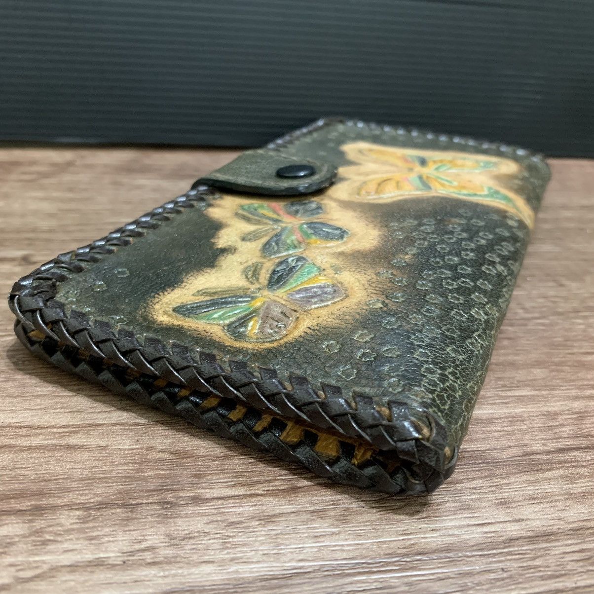 Vintage Vintage Butterfly Embroided Leather Wallet Size ONE SIZE - 3 Thumbnail