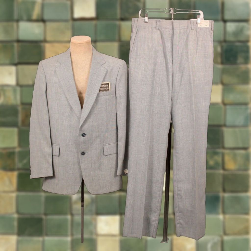 Vintage Mens VTG 70s 2 PC Blue Plaid Leisure Suit Sz 42 1970s Disco Polyester Blend Size 42R - 1 Thumbnail