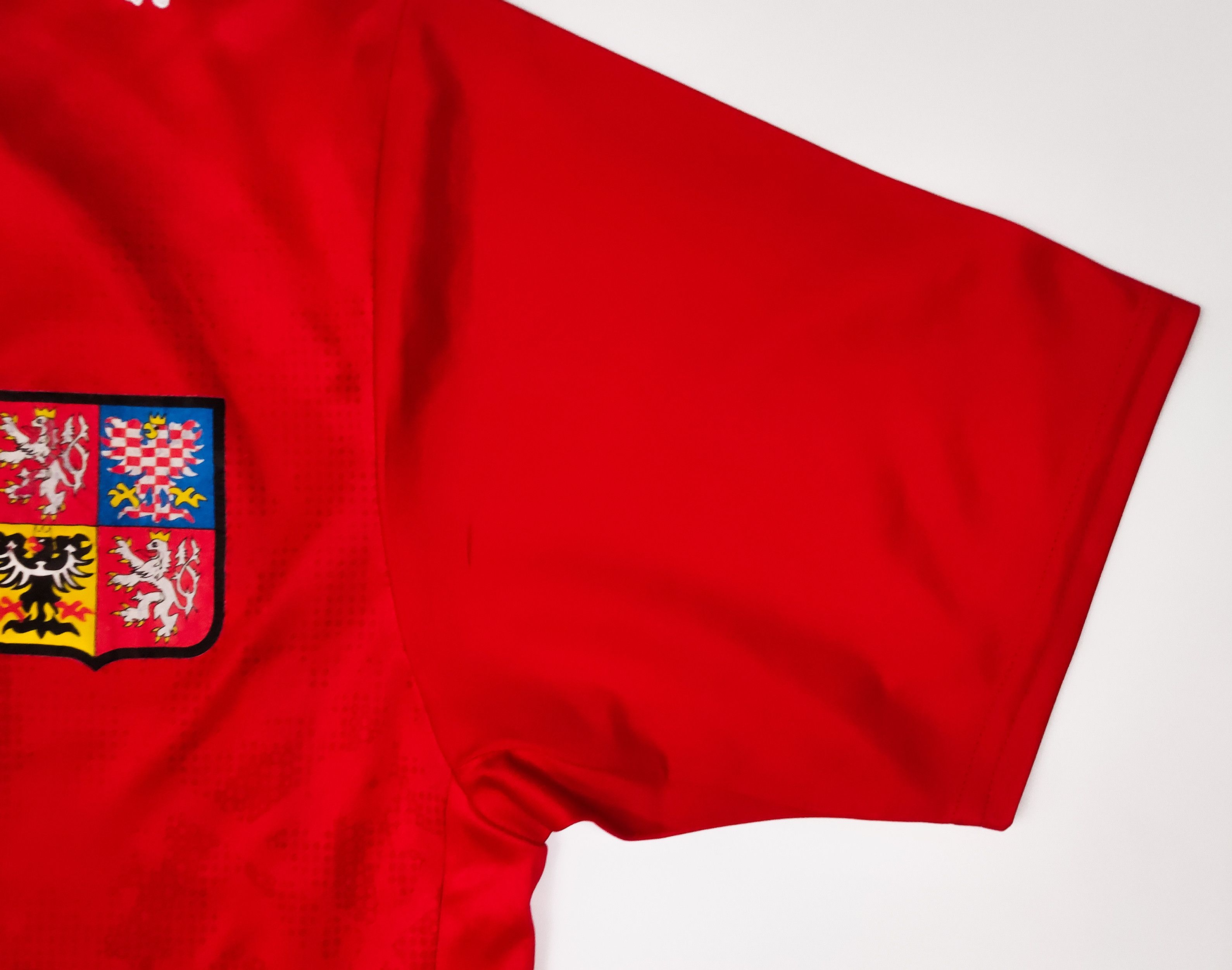 Puma Czech Republic World Cup 2006 2007 Puma Home Shirt Size US M / EU 48-50 / 2 - 7 Thumbnail