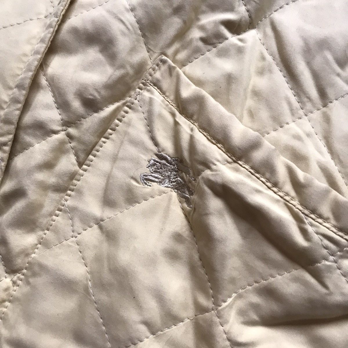 Vintage Vintage Burberrys Quilted Jacket Khaki Gorpcore 90s Slim L Size L / US 10 / IT 46 - 6 Thumbnail