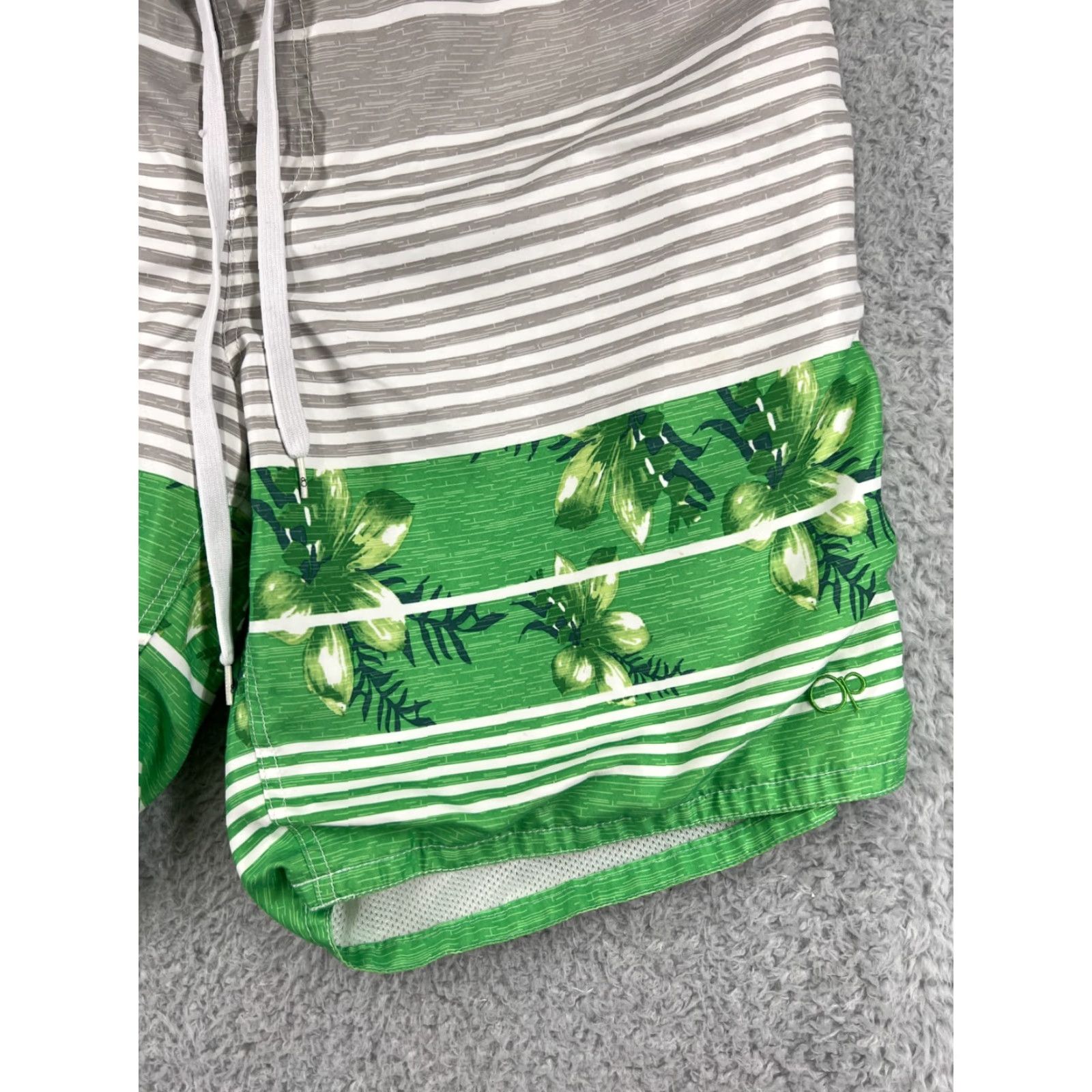 Ocean Pacific VINTAGE Ocean Pacific Swim Trunks Mens 2XL Gray Green Floral Striped Polyester Trunks, Built-In Brief, Pockets, Surf Beach Theme Mens Size US 39 - 5 Thumbnail