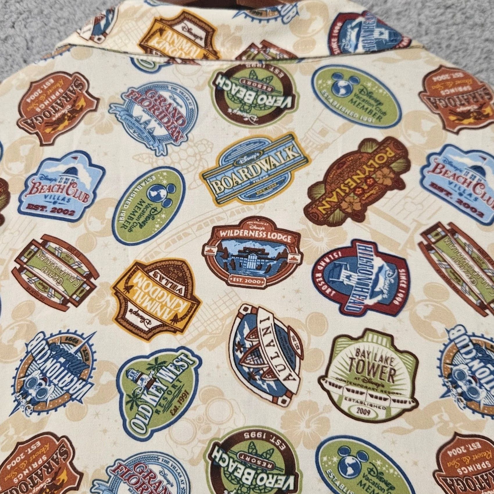 Disney Disney Parks Vacation Club Hotel Resorts Icons Rayon Shirt Size 2XL XXL Mens Size US XXL / EU 58 / 5 - 5 Thumbnail