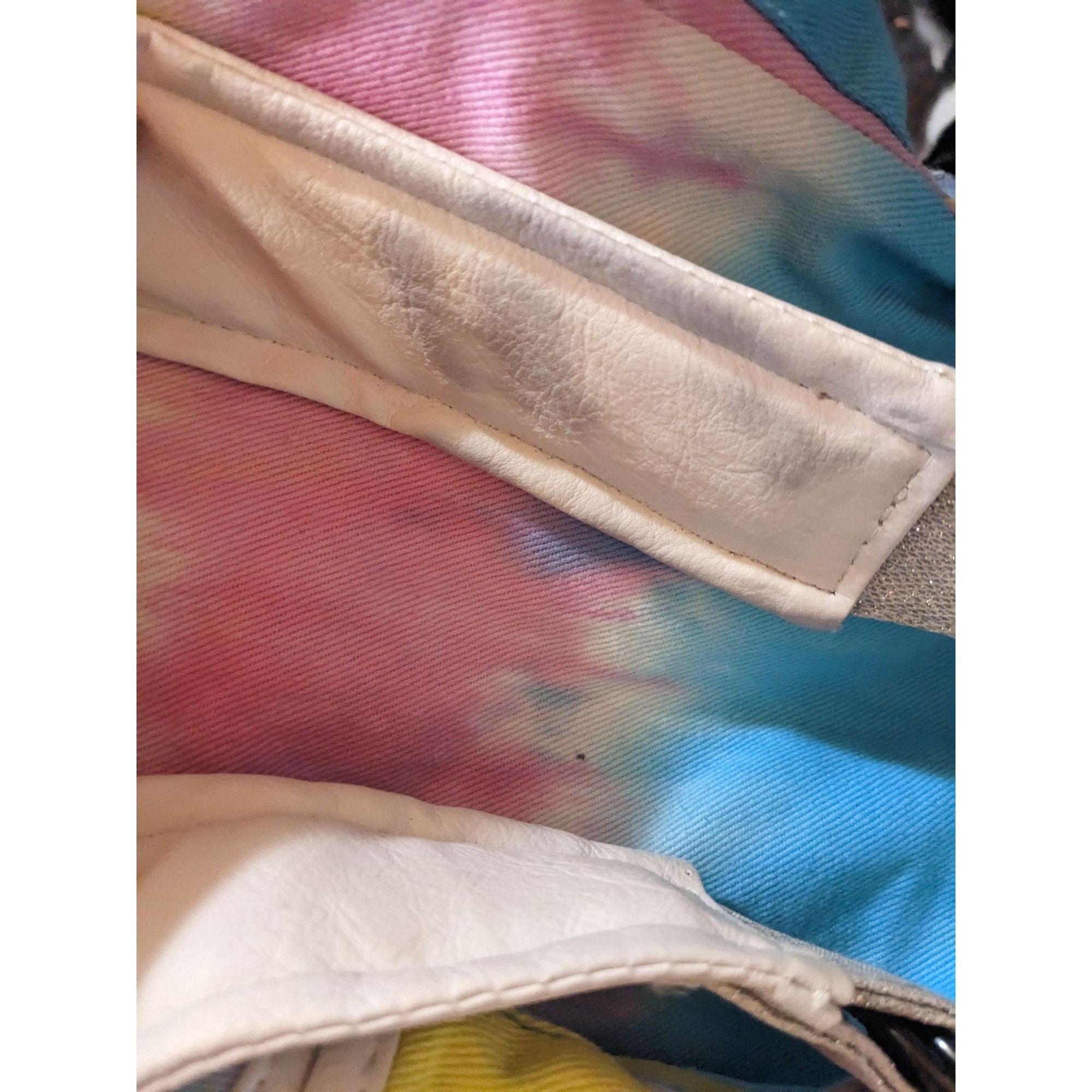 Other Candies Rainbow Tie Dye Glitter Strap Backpack Size ONE SIZE - 8 Thumbnail
