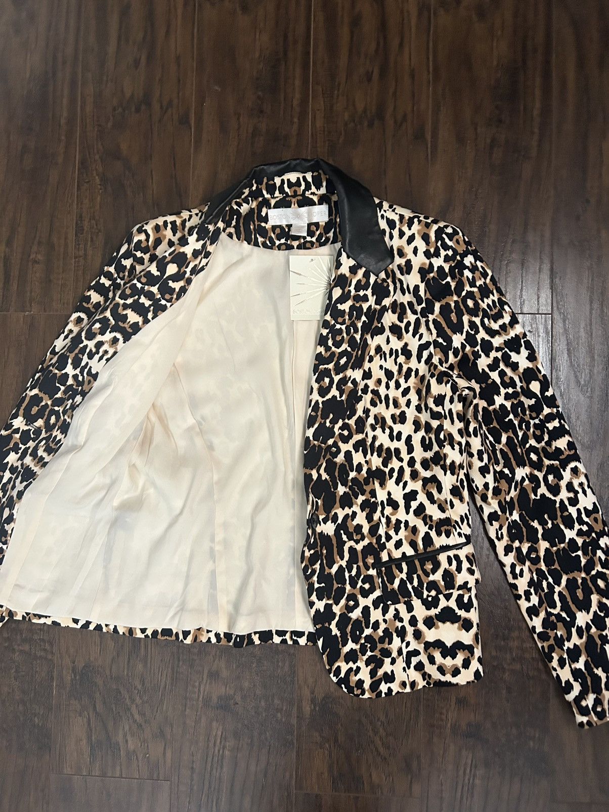 Boston Proper Boston Proper Leopard Print Blazer Size L / US 10 / IT 46 - 5 Thumbnail