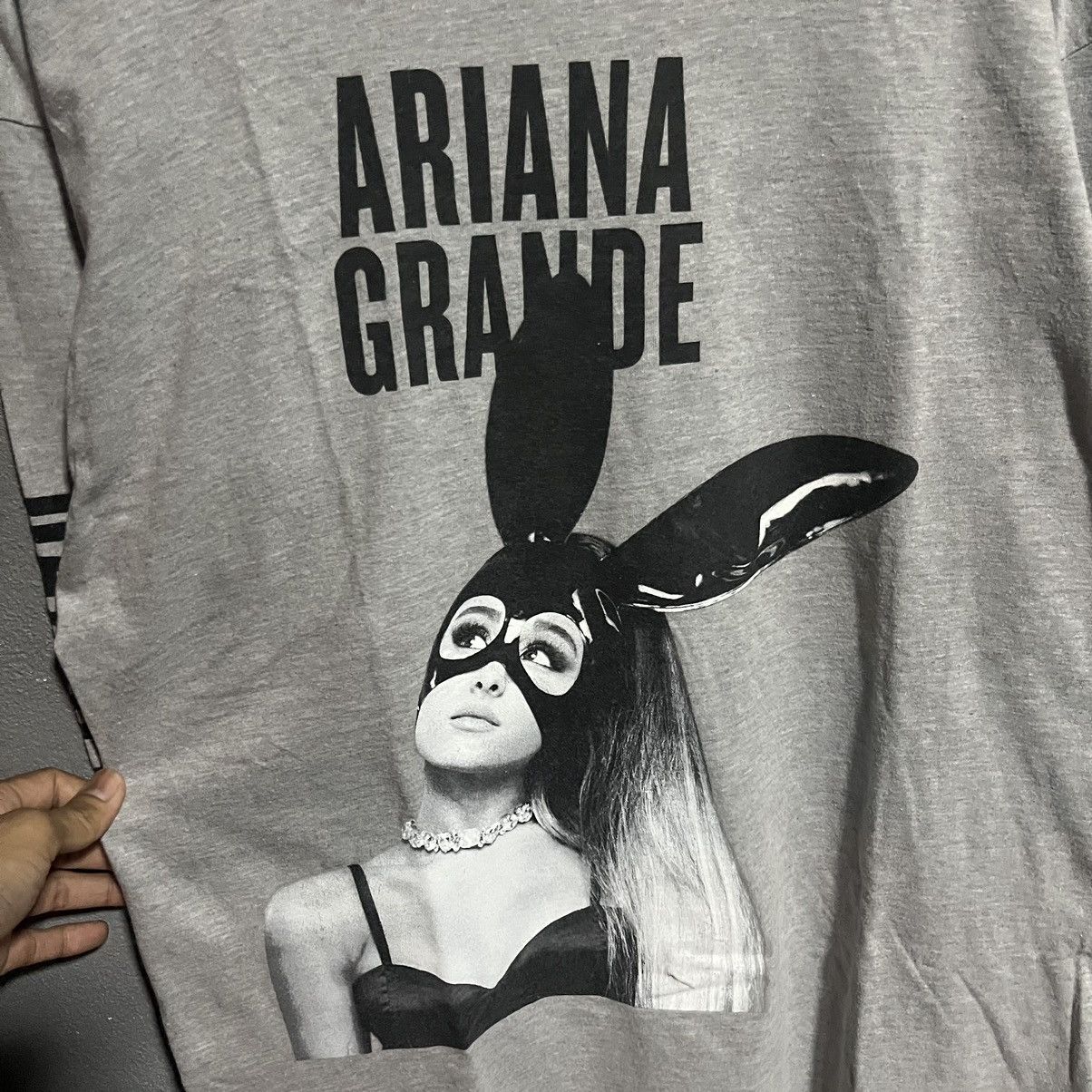 Band Tees × Mtv Ariana Grande Dangerous Women Tour Long Sleeve T-shirt Size US L / EU 52-54 / 3 - 2 Thumbnail