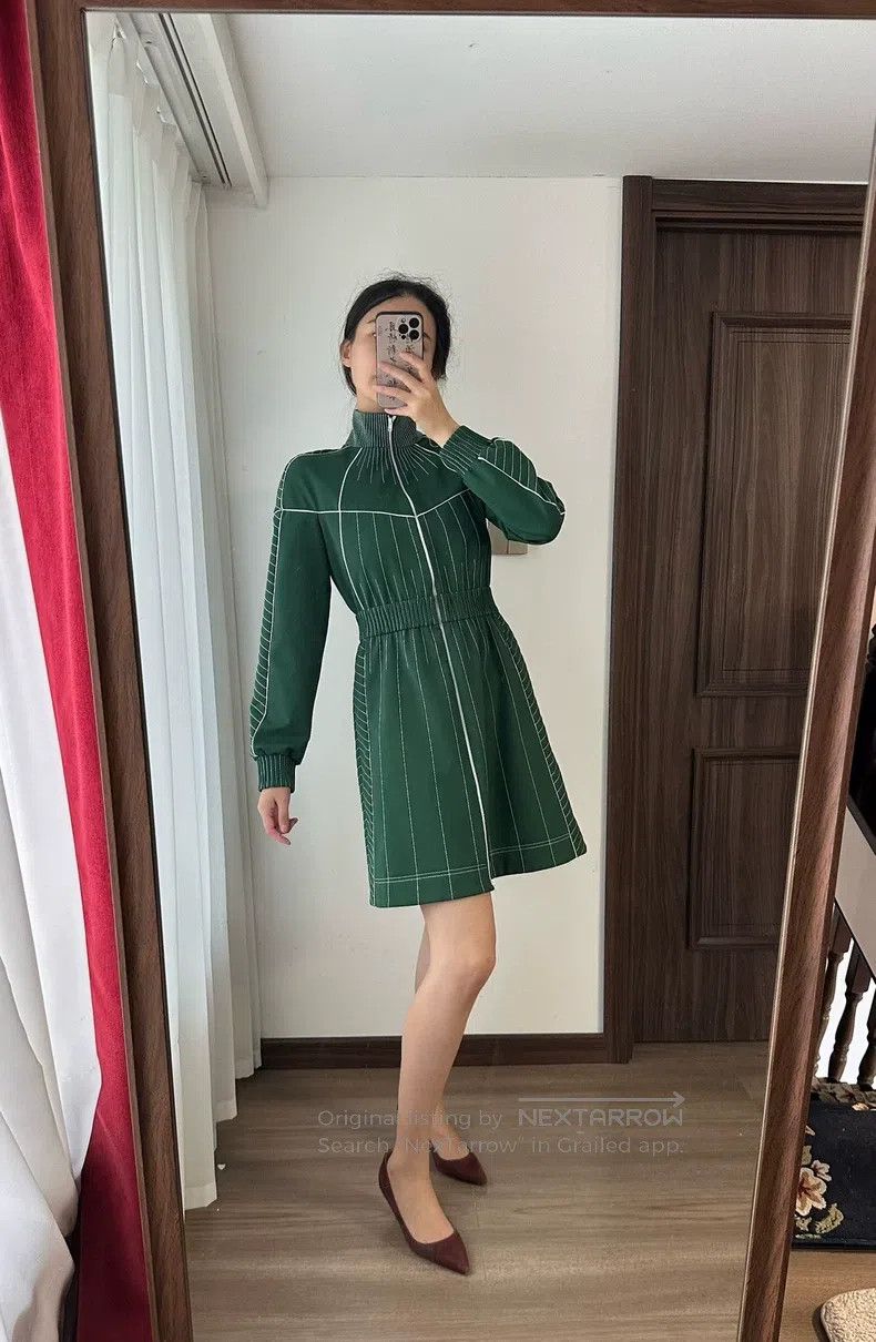 Valentino Valentino dress Size M / US 6-8 / IT 42-44 - 3 Thumbnail