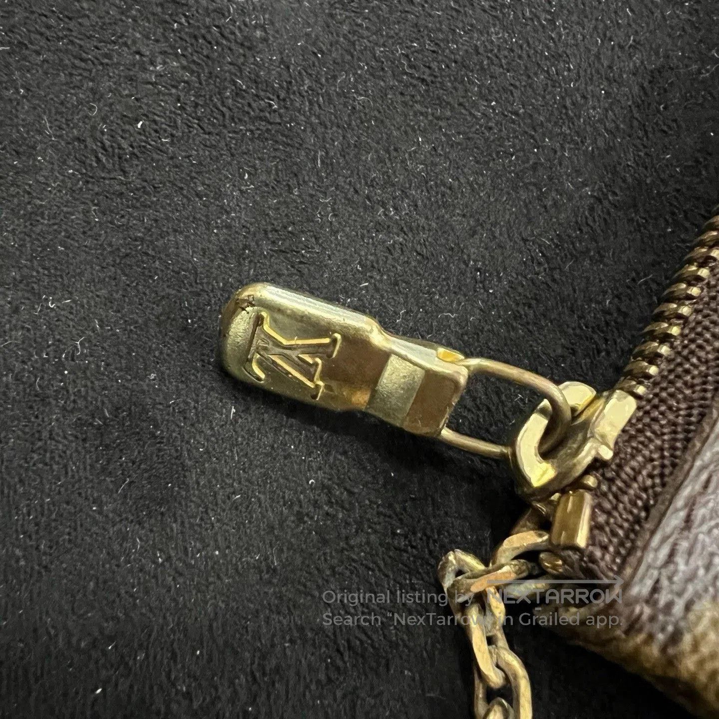 Louis Vuitton Louis Vuitton Graffiti Logo Coin Purse. Size ONE SIZE - 7 Thumbnail