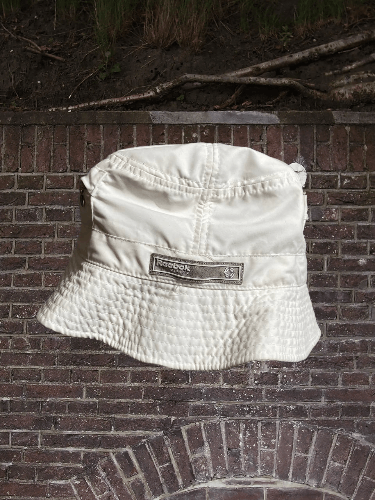Reebok Vintage Reebok hat rare big logo cap 90s Size ONE SIZE - 1 Thumbnail