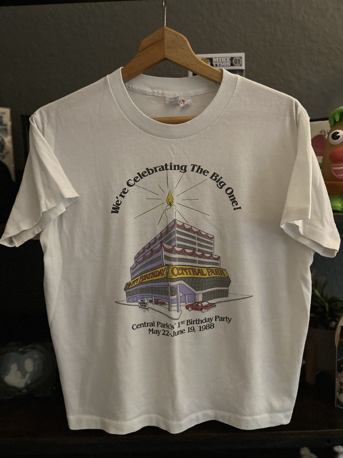 Vintage 88’ Central Parks first birthday tee Size US XS / EU 42 / 0 - 1 Thumbnail