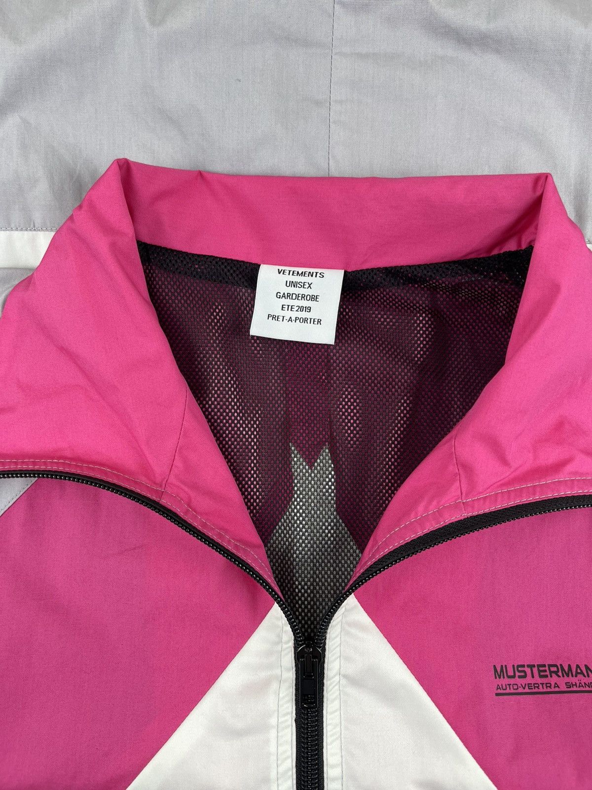 Vetements SS19 Vetements Mustermann & Sohn Pink Zip Up Track Jacket Size US S / EU 44-46 / 1 - 6 Thumbnail