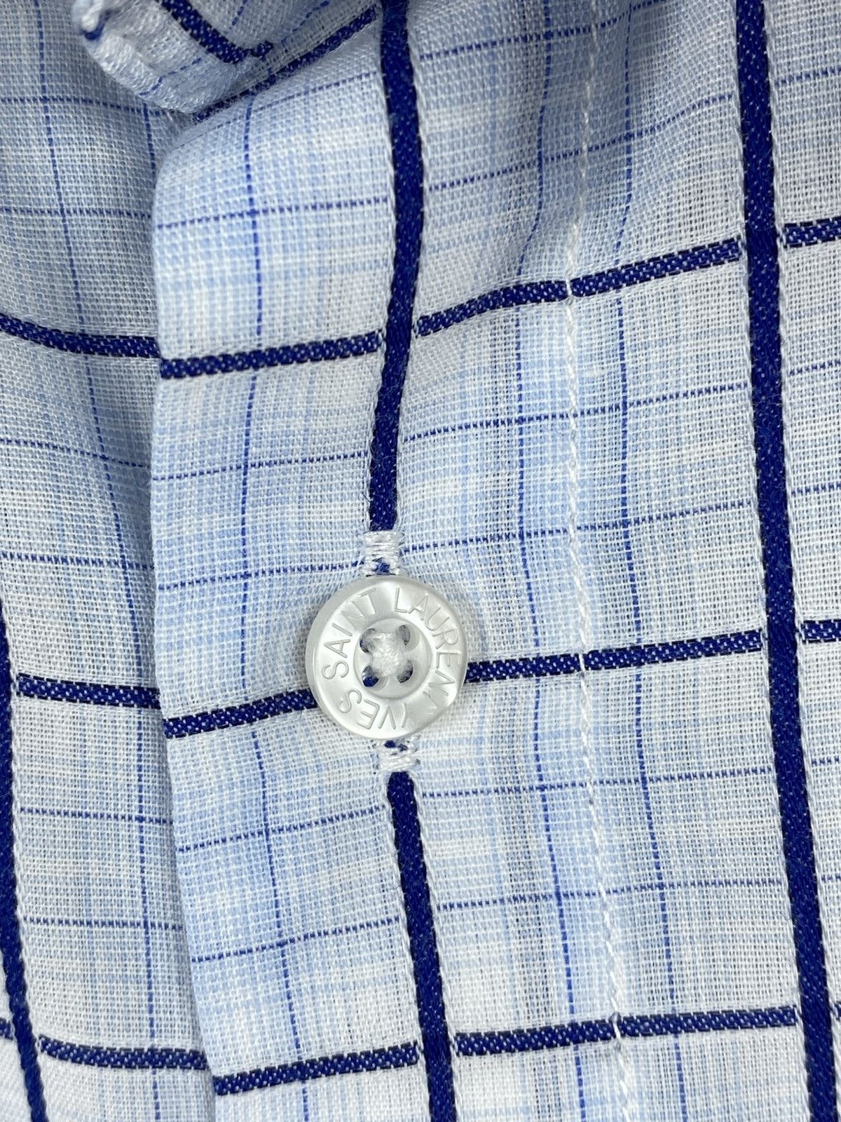 Yves Saint Laurent Yves Saint Laurent Plaid Shirt Short Sleeve Button Up size L Size US L / EU 52-54 / 3 - 5 Thumbnail