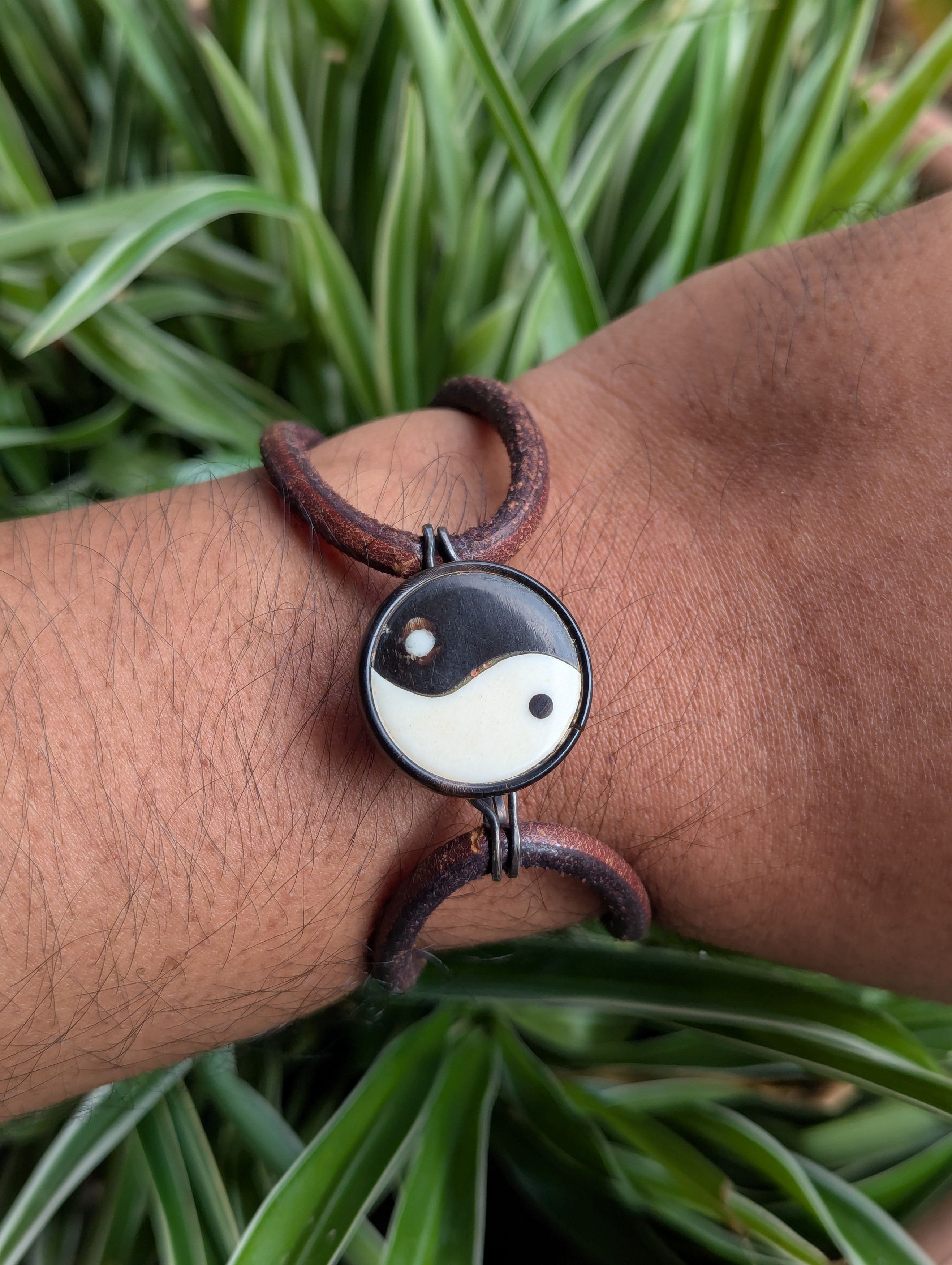 Japanese Brand Vintage 90s T&C Surf Design Yin Yang Bracelet Size ONE SIZE - 1 Thumbnail