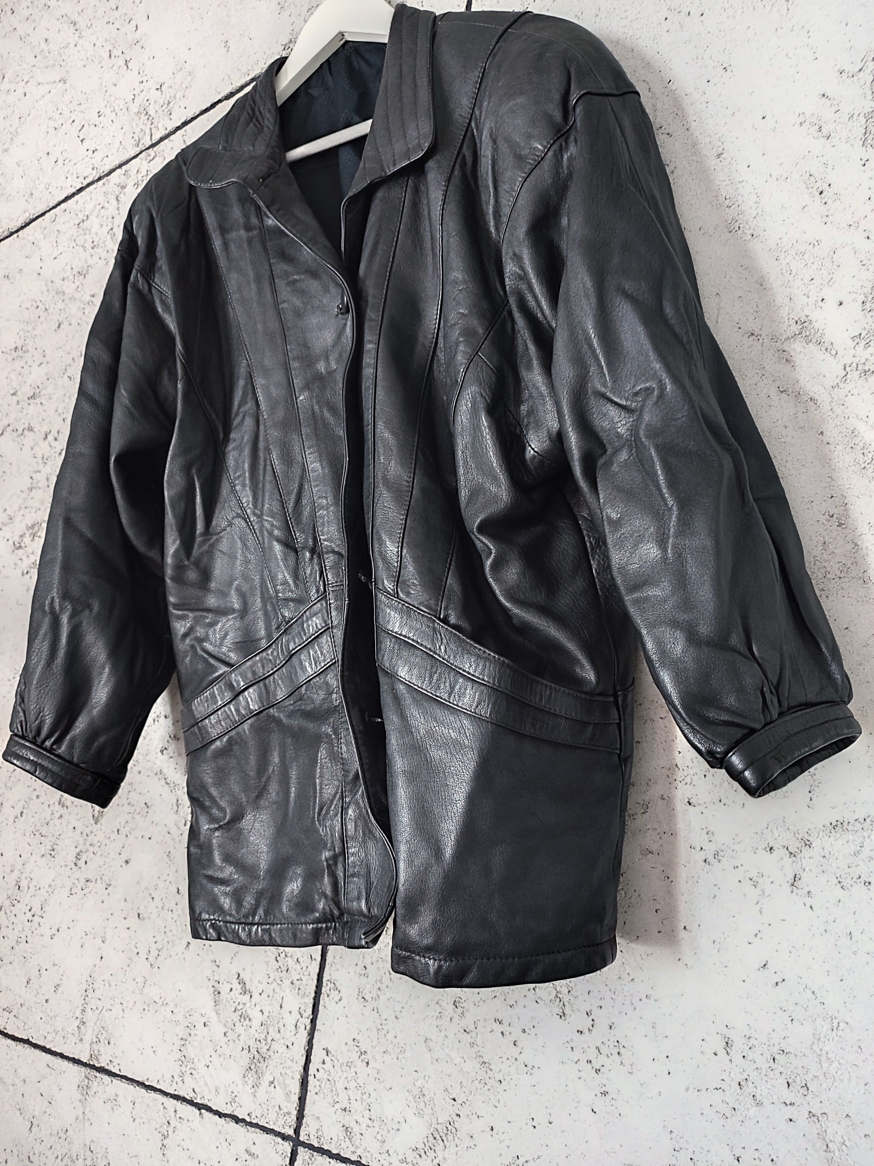 Other Vintage black oversize leather jacket size 40 autumn Size M / US 6-8 / IT 42-44 - 1 Thumbnail