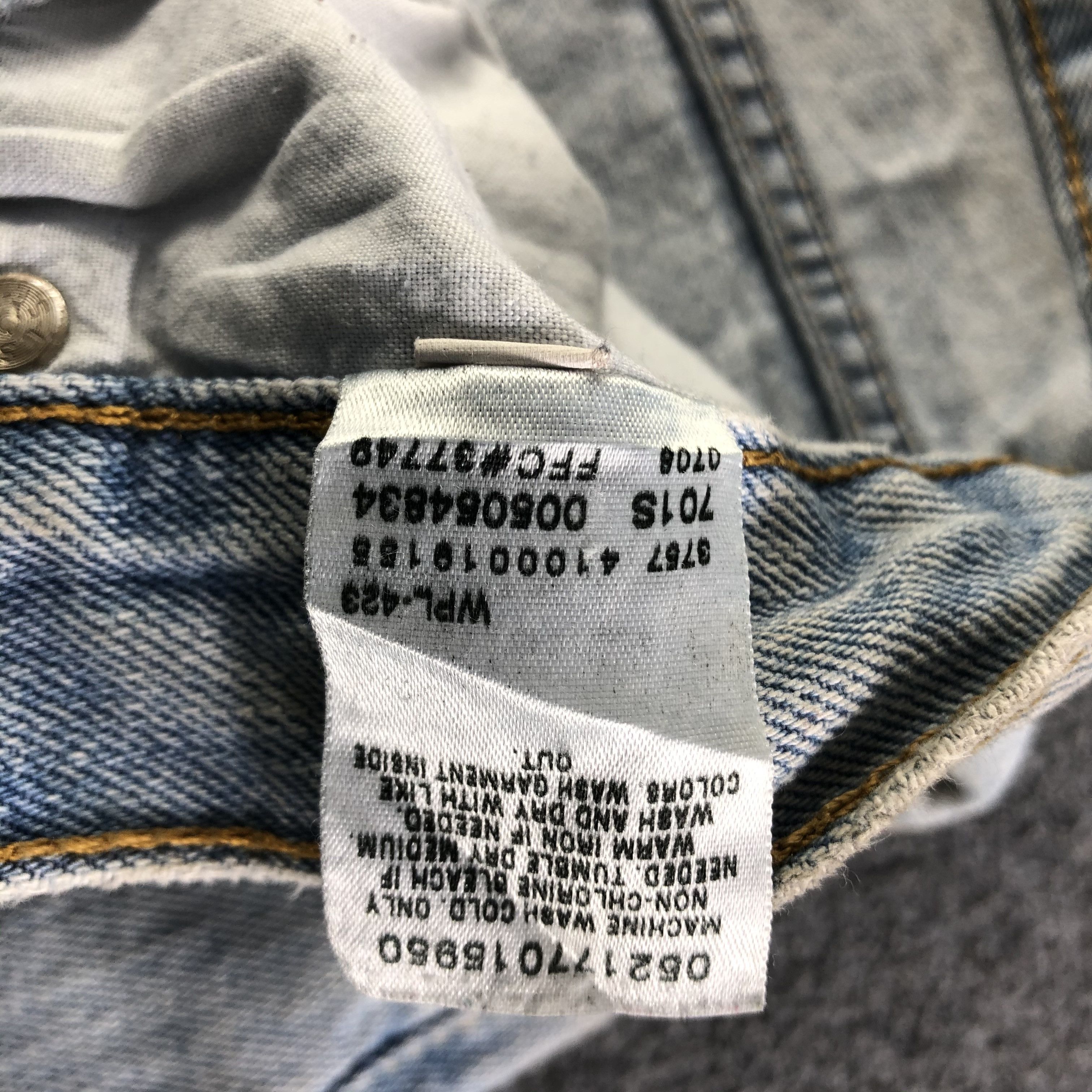 Levi's Vintage Light Wash Levis 505 Jeans-J4135 Size US 40 / EU 56 - 11 Thumbnail