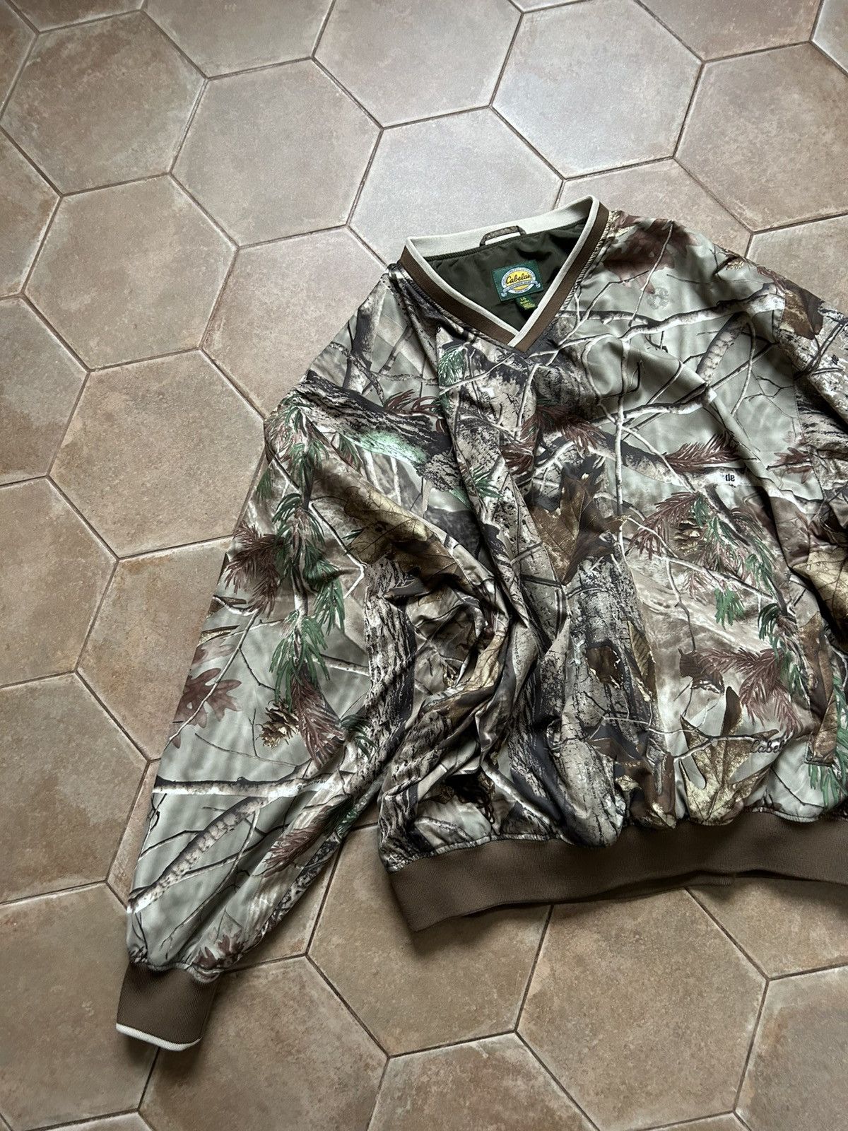 Cabelas Vintage Cabelas Outerwear Realtree Camo Jacket Size US L / EU 52-54 / 3 - 3 Thumbnail
