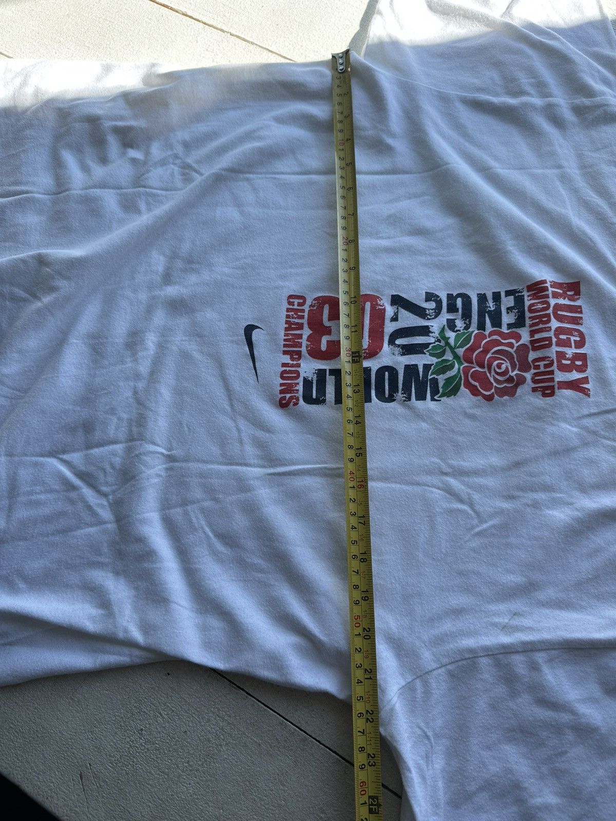 Nike VNTG🚨 NIKE 2003 WORLD CUP CHAMPIONS BIG LOGO TEE Size US M / EU 48-50 / 2 - 20 Thumbnail