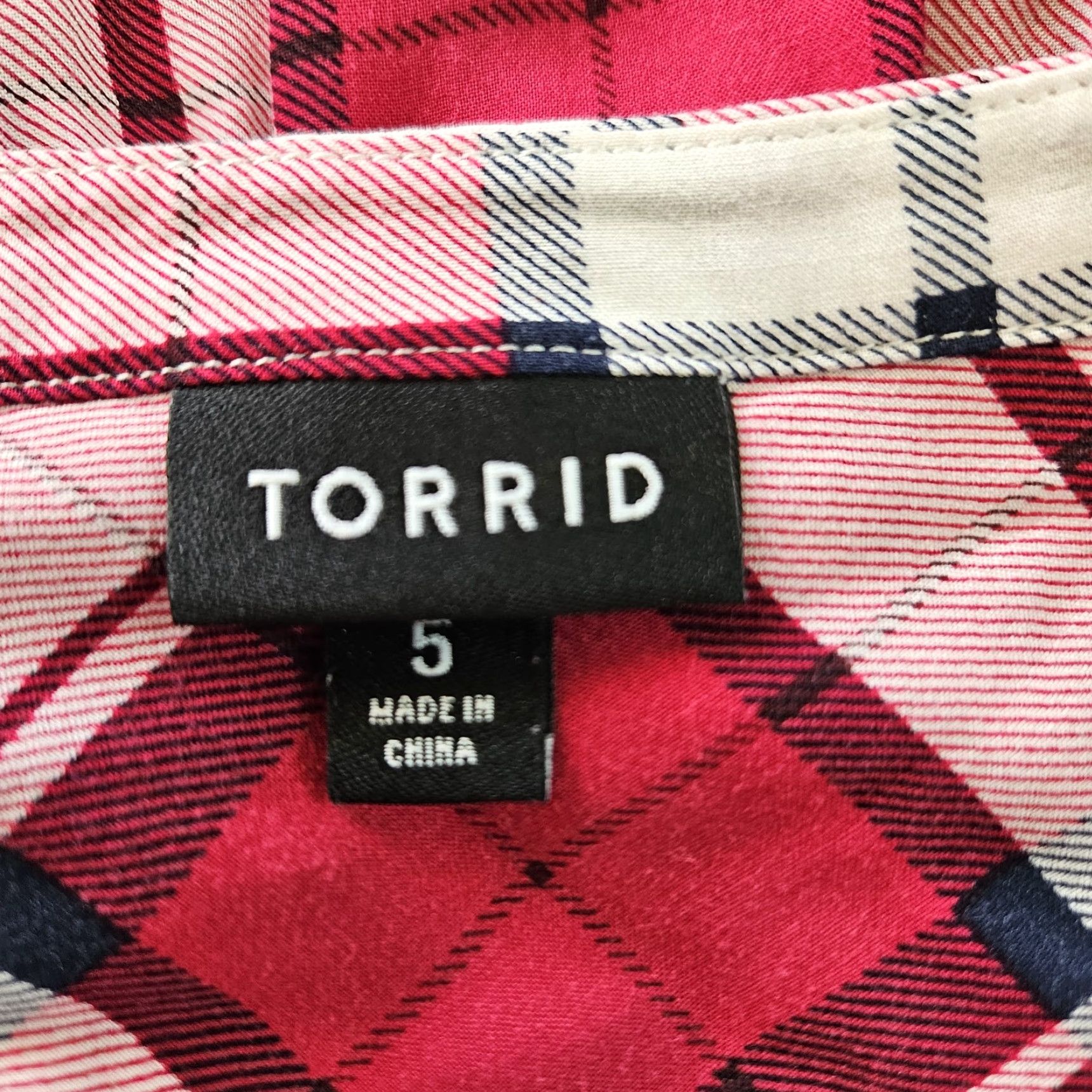 Torrid **Torrid Women's Red White Plaid Long Sleeve Button-Up Top Size 5X** User: Torrid Women's Red White Plaid Long Sleeve Button-Up Top Size 5X Size XXL / US 16-18 / IT 52-54 - 5 Thumbnail