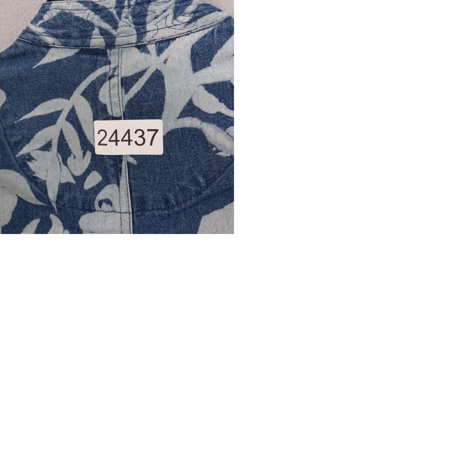 Vintage Chico's Jacket Womens S Blue Floral Denim Button Front Stand Collar Short Size S / US 4 / IT 40 - 9 Thumbnail