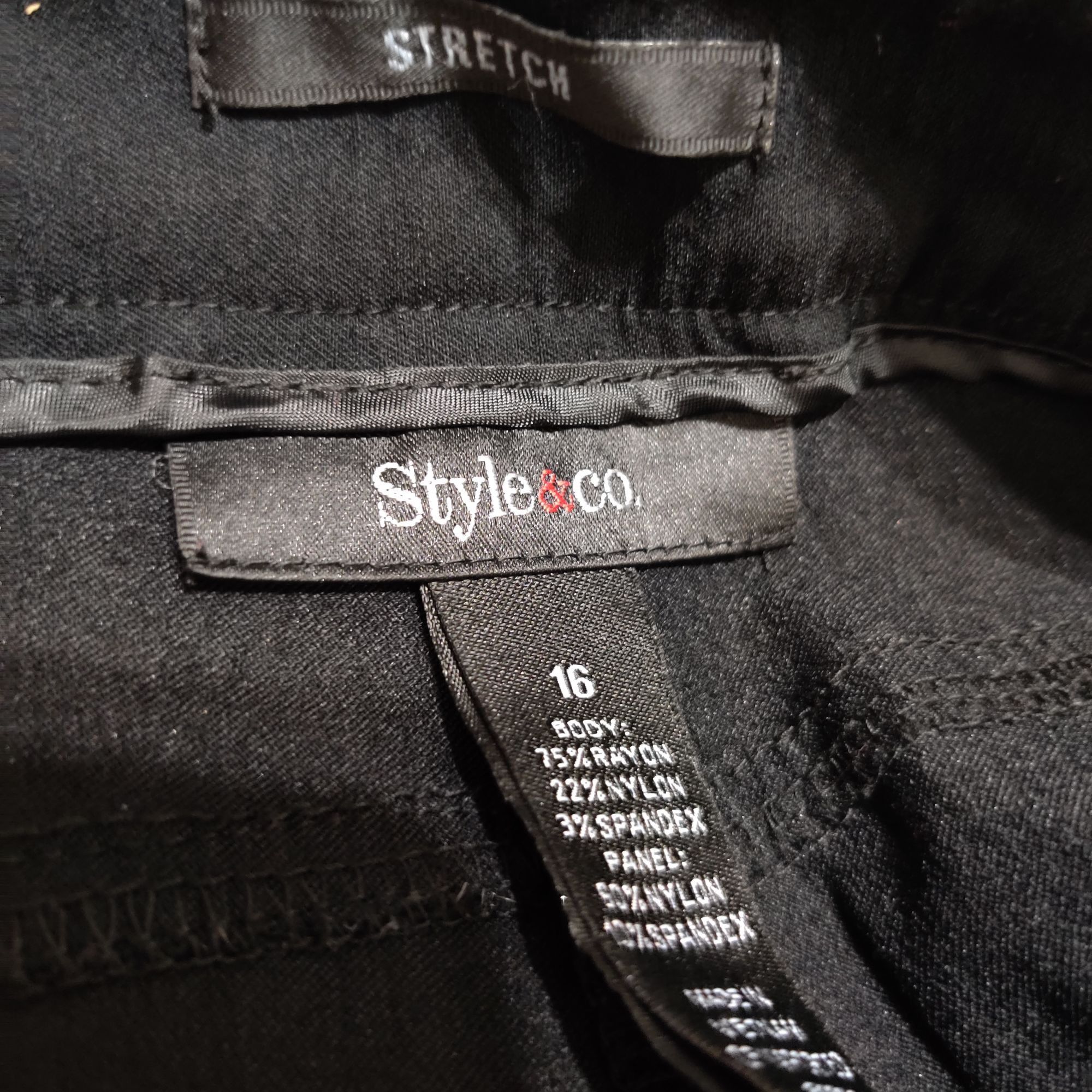 Other Style & Co 16 Black Cropped Stretch Pants Cuffed Button Hem Size 38" / US 16 / IT 52 - 3 Thumbnail