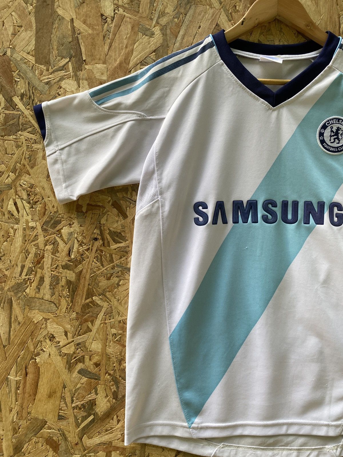 Chelsea Soccer Vintage chelsea jersey Size US M / EU 48-50 / 2 - 3 Thumbnail