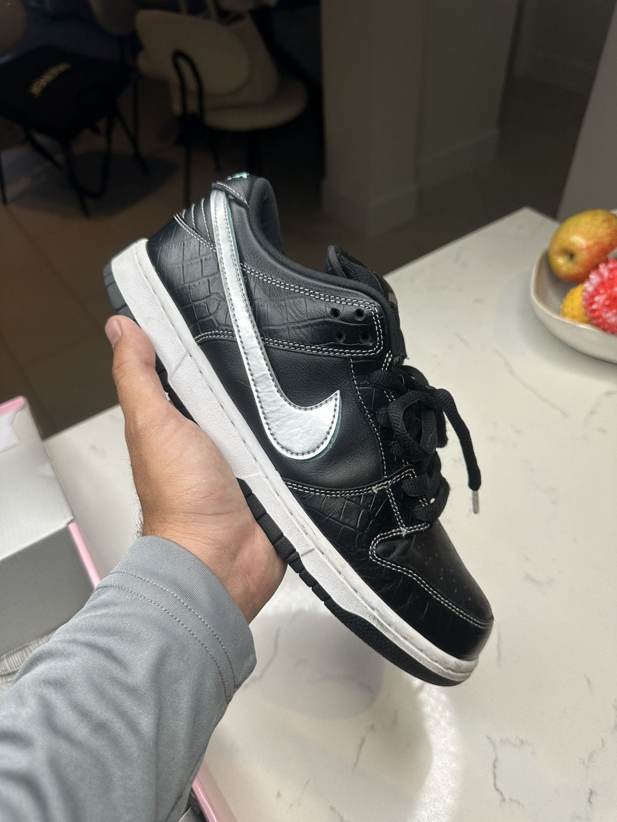 Diamond Supply Co. × Nike DIAMOND NIKE SB DUNK LOW Size US 10.5 / EU 43-44 - 23 Thumbnail